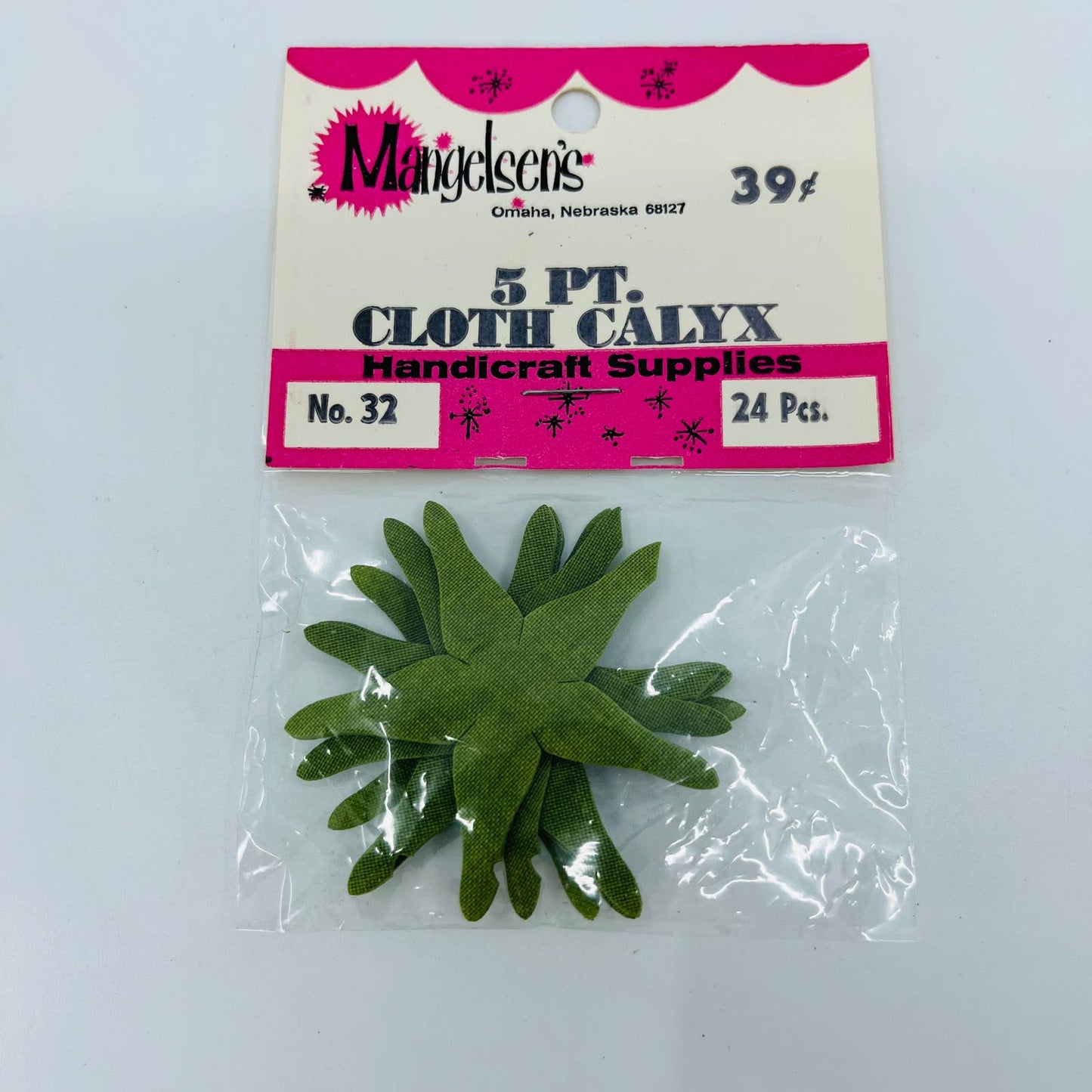 Vintage 1960s Soft 5 Point Cloth Calyx Artificial Flower Base NEW in Package TB6
