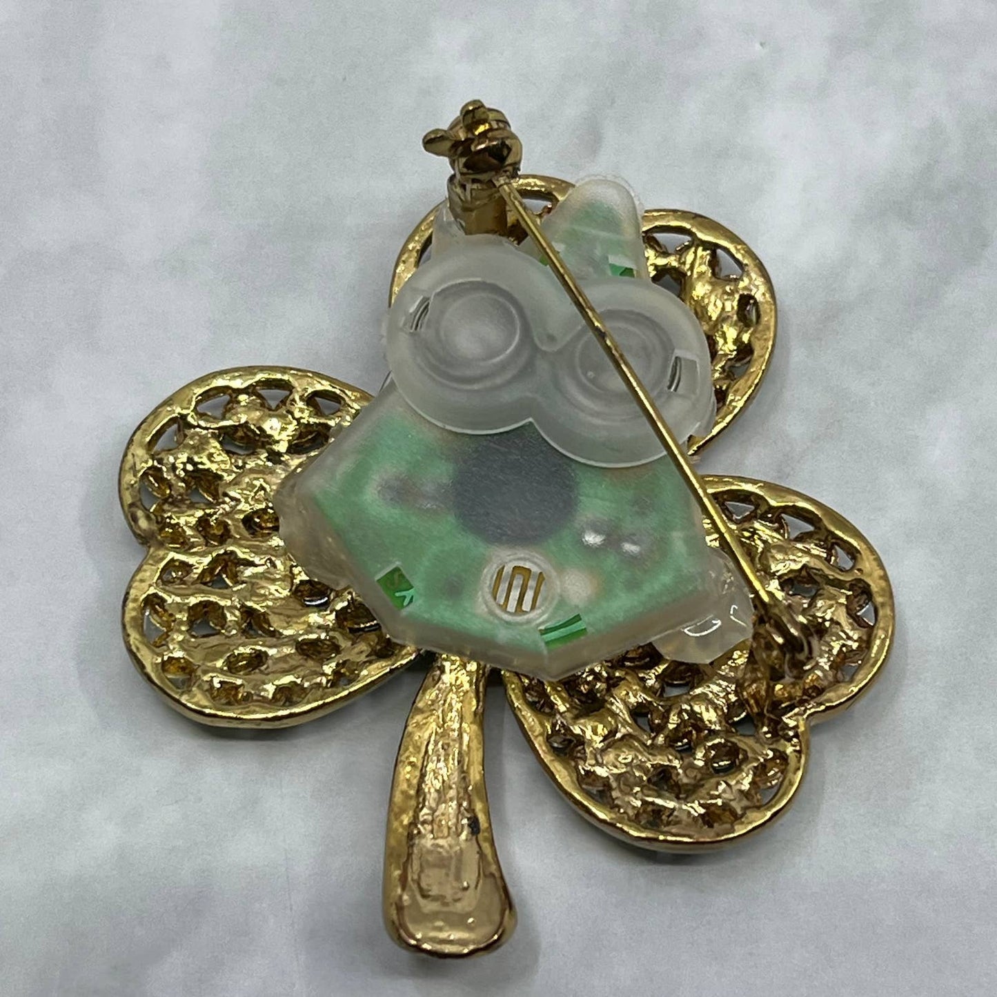 1980s Elegant Green Lights & Rhinestone Gold-tone Shamrock Clover Brooch SE6