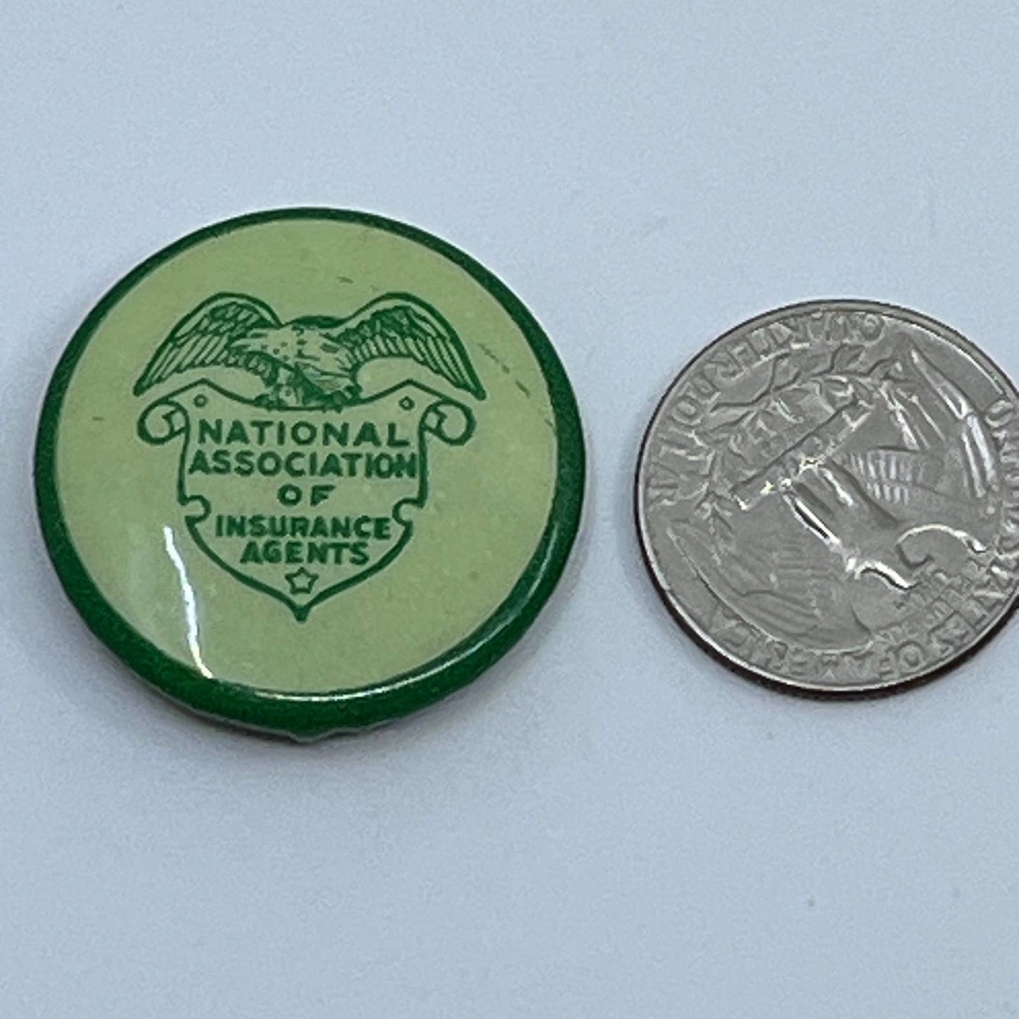 Vintage National Association of Insurance Agents Celluloid Pinback Button SD9