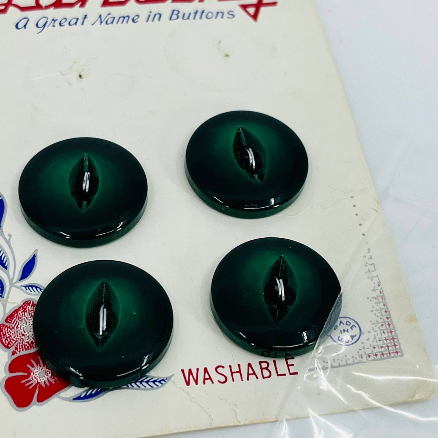 Lot of Vintage Green Mint Jade Buttons TA6