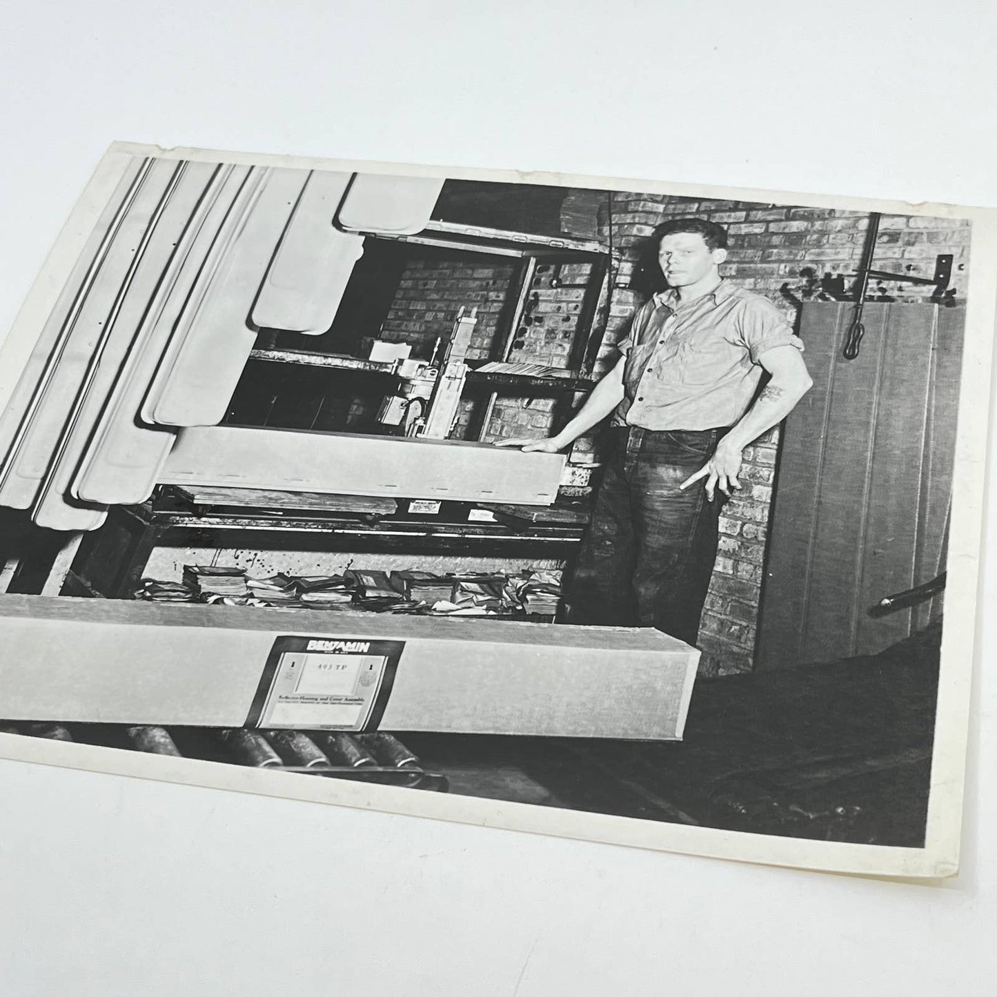 1940s Assembly Line Manufacturing Photo Man with Tattoo AA7-24