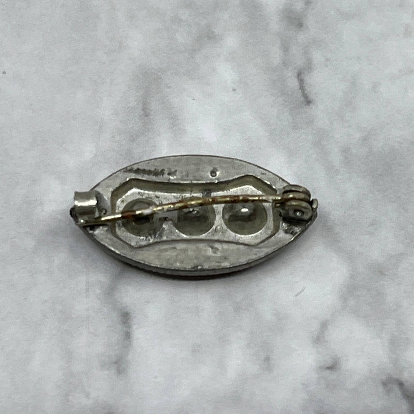 Antique Art Deco Ornate Clear Rhinestone Pot Metal Brooch SE7