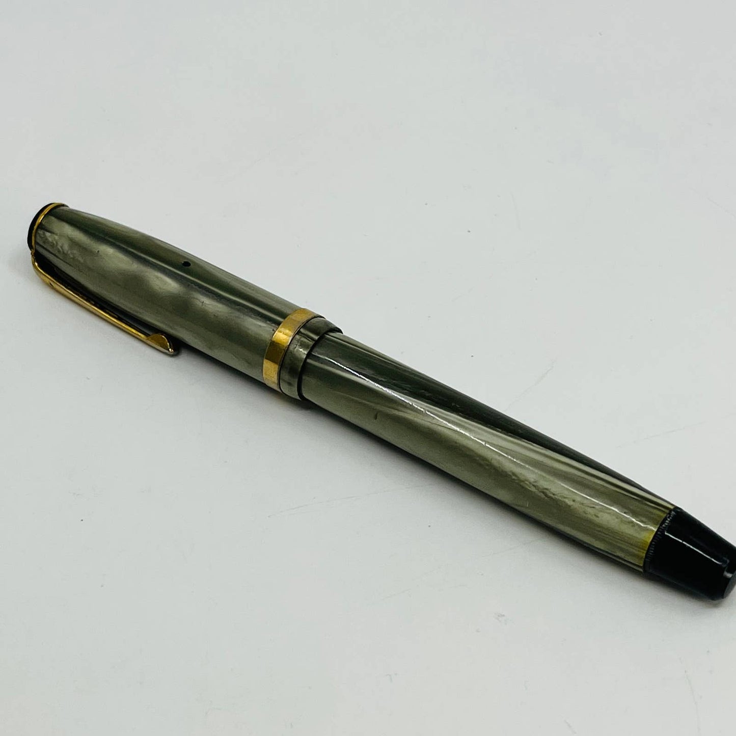 Vtg Green Olive Marble Celluloid Fountain Pen Iridium Tip Nib SB8-4