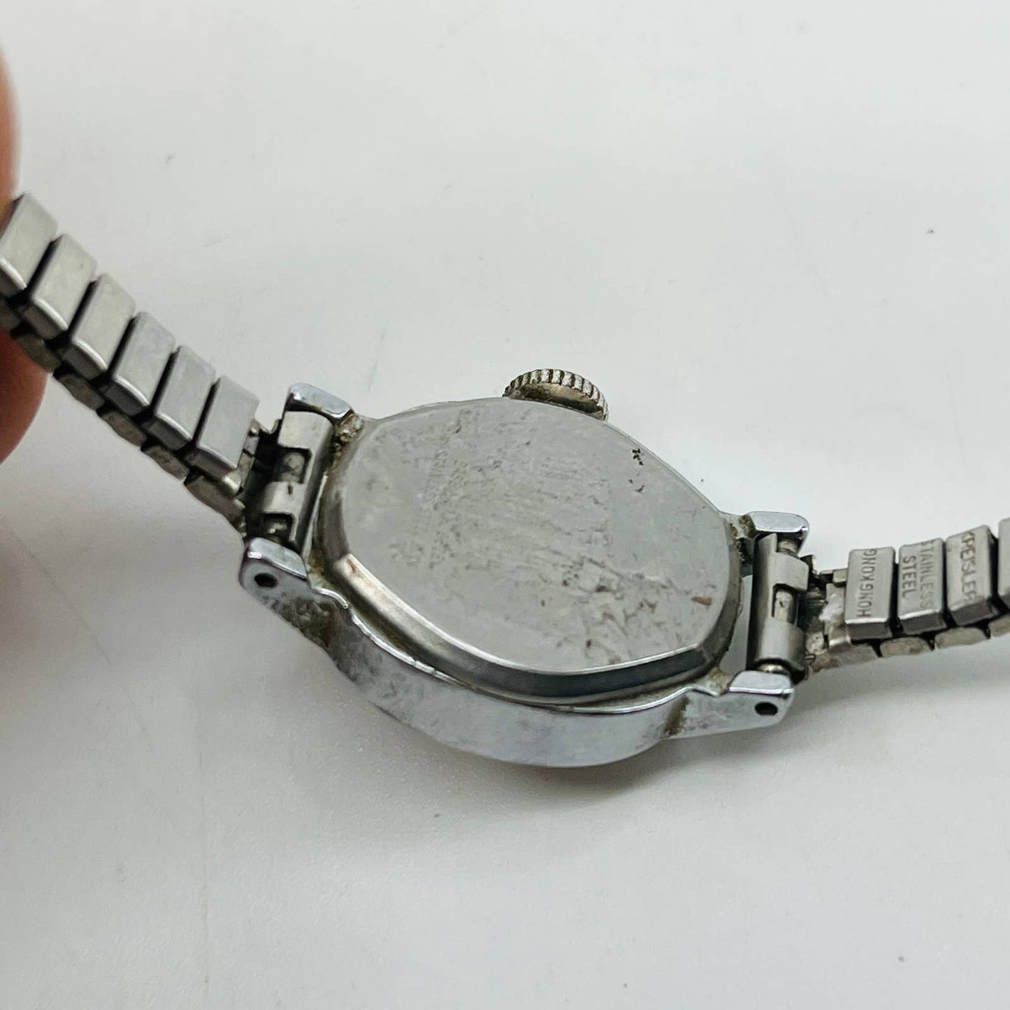 Vintage Silver Tone Timex Watch Metal Stretch Band SA9