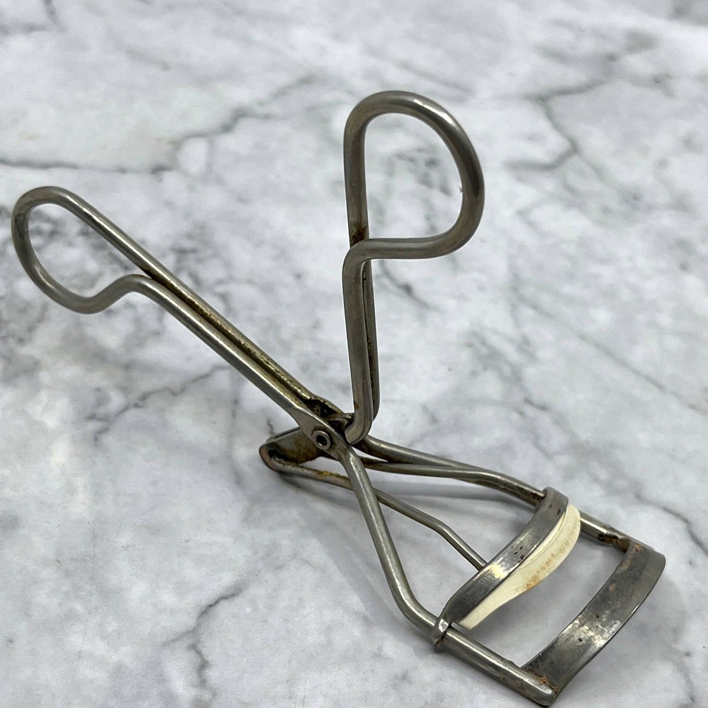 Vintage Maybelline Expert Eyes Metal Eyelash Curler TJ1