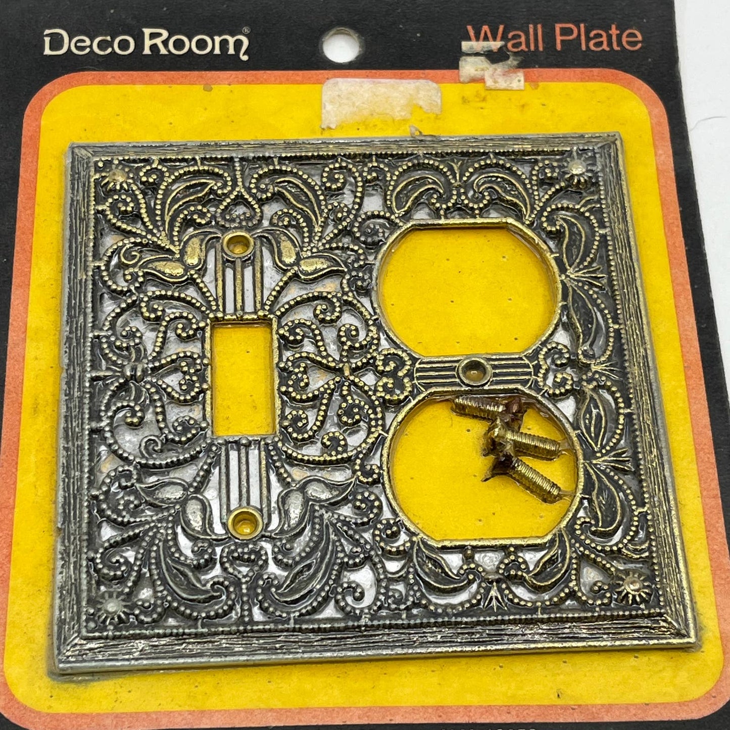 Deco Room Metal Filigree Light Switch Outlet Plate Cover NEW SEALED TH6