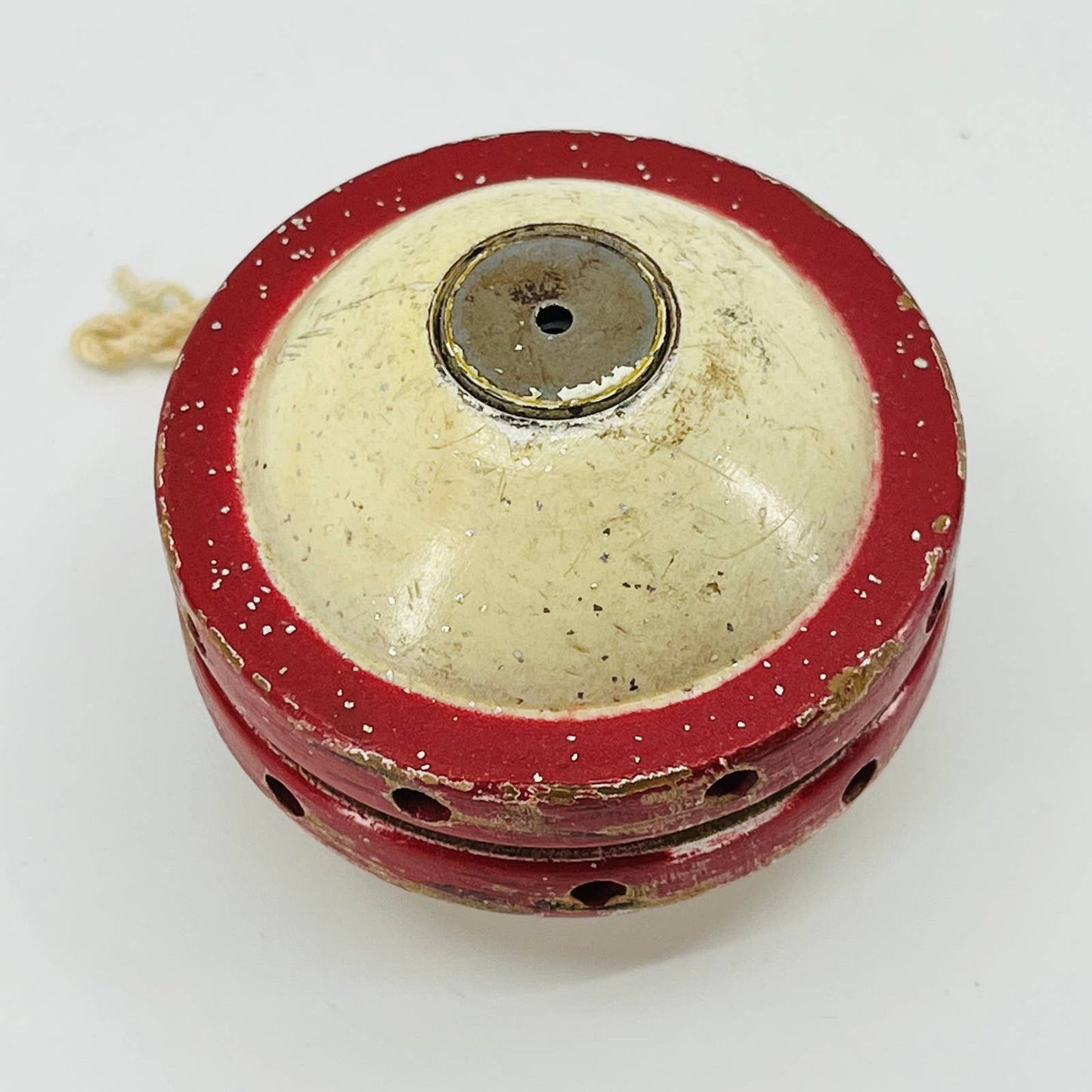 VTG 1960s Duncan Red & White Shrieking Sonic Satellite Whistling Yoyo Yo-yo TB6