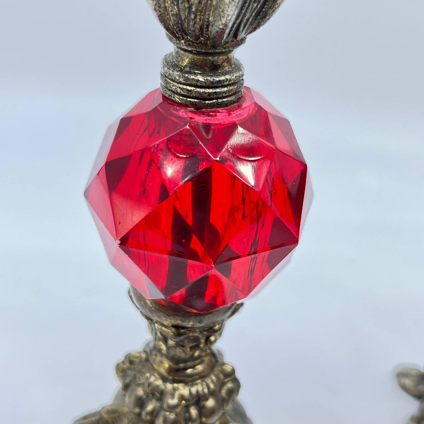 2 Vintage Hollywood Regency Metal Red Lucite Candlesticks Candle Holders 8” TF4