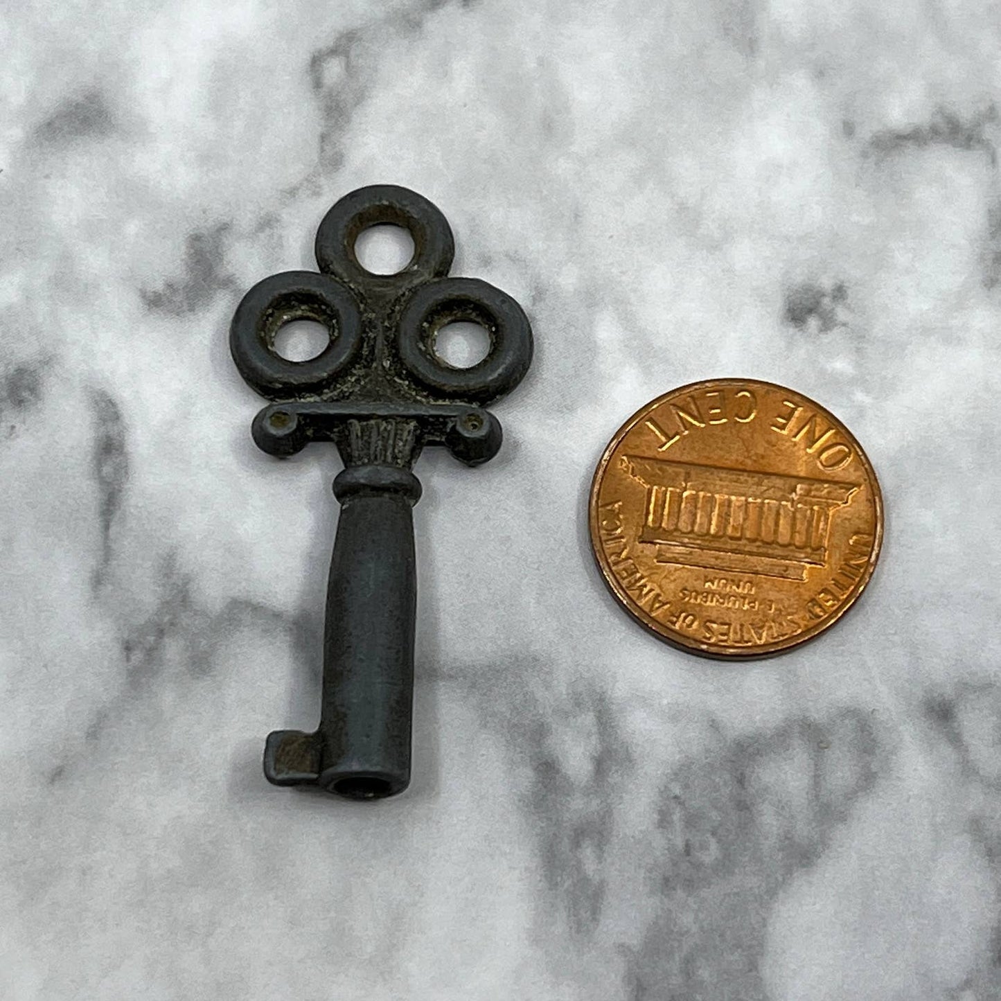 Antique Victorian Skeleton Cabinet Key Open Barrel SA2