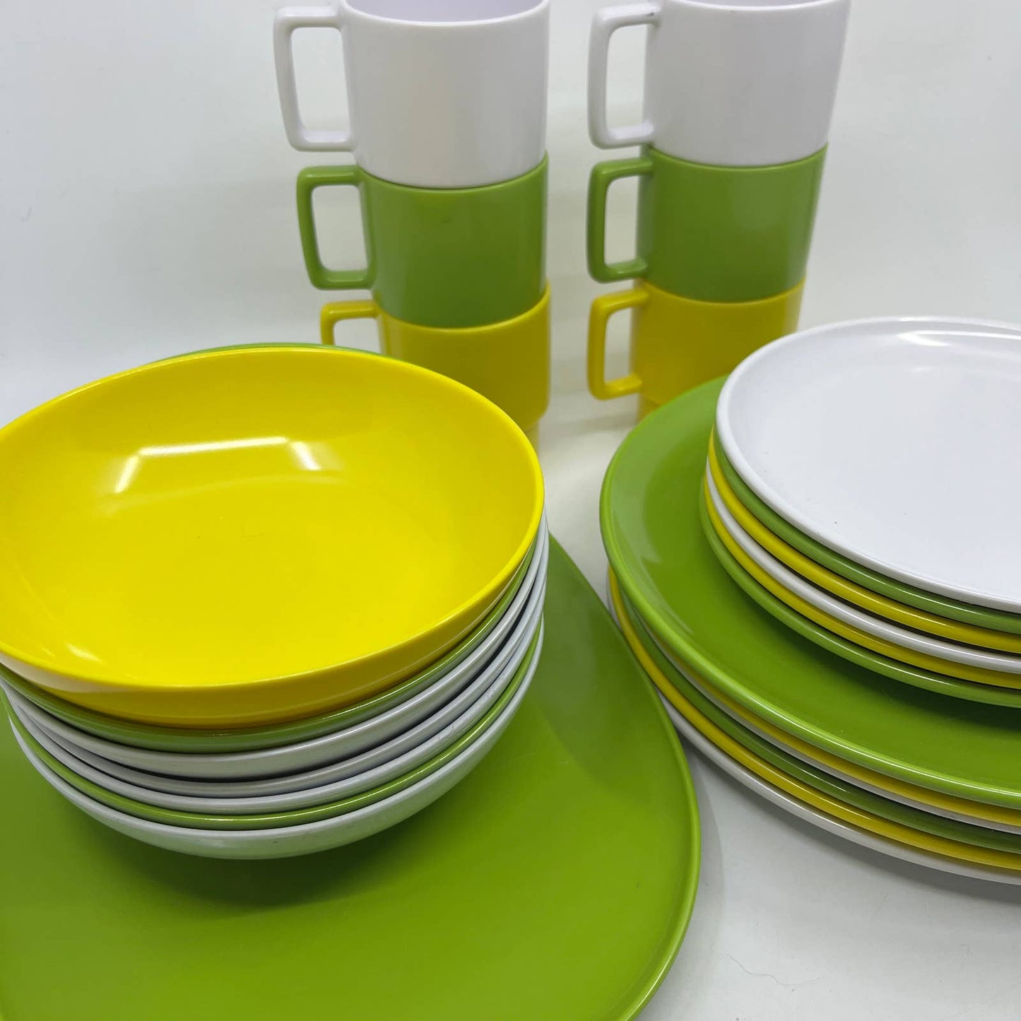 1960s Retro MCM Epicure TexasWare Melmac Melamine Yellow White Green Dishes TI1