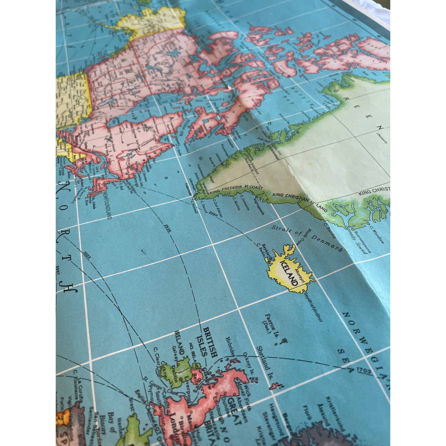 Vintage 1950's HAMMOND'S INTERNATIONAL MAP OF THE WORLD 33" x 50" FL3