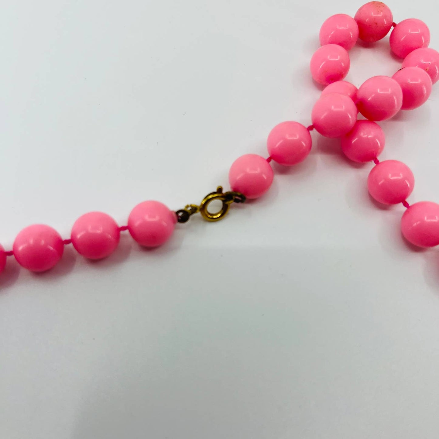 Vintage Cotton Candy Lucite Beaded Pink Necklace SB2