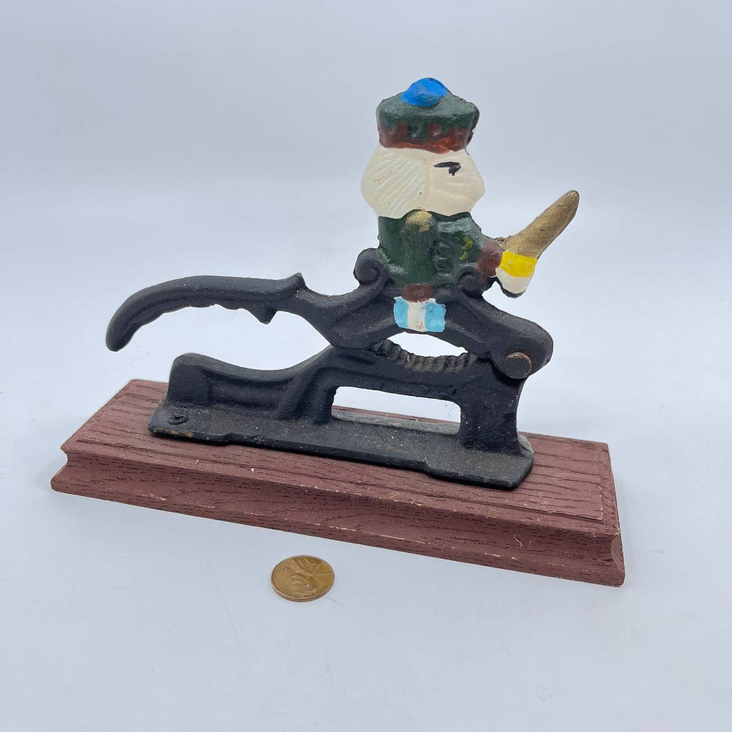 Vintage Hand Painted Table Top Cast Iron Nutcracker TE5