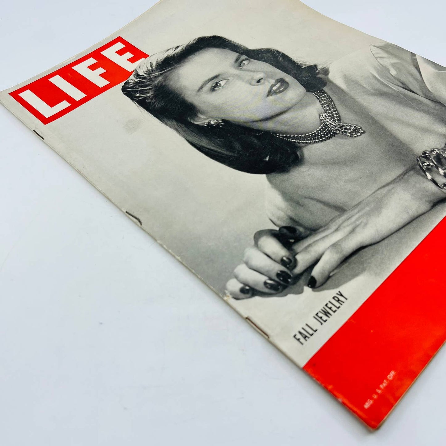 LIFE MAGAZINE Oct 15 1945 STRIKES IN THE US World War 2 Truman Roosevelt