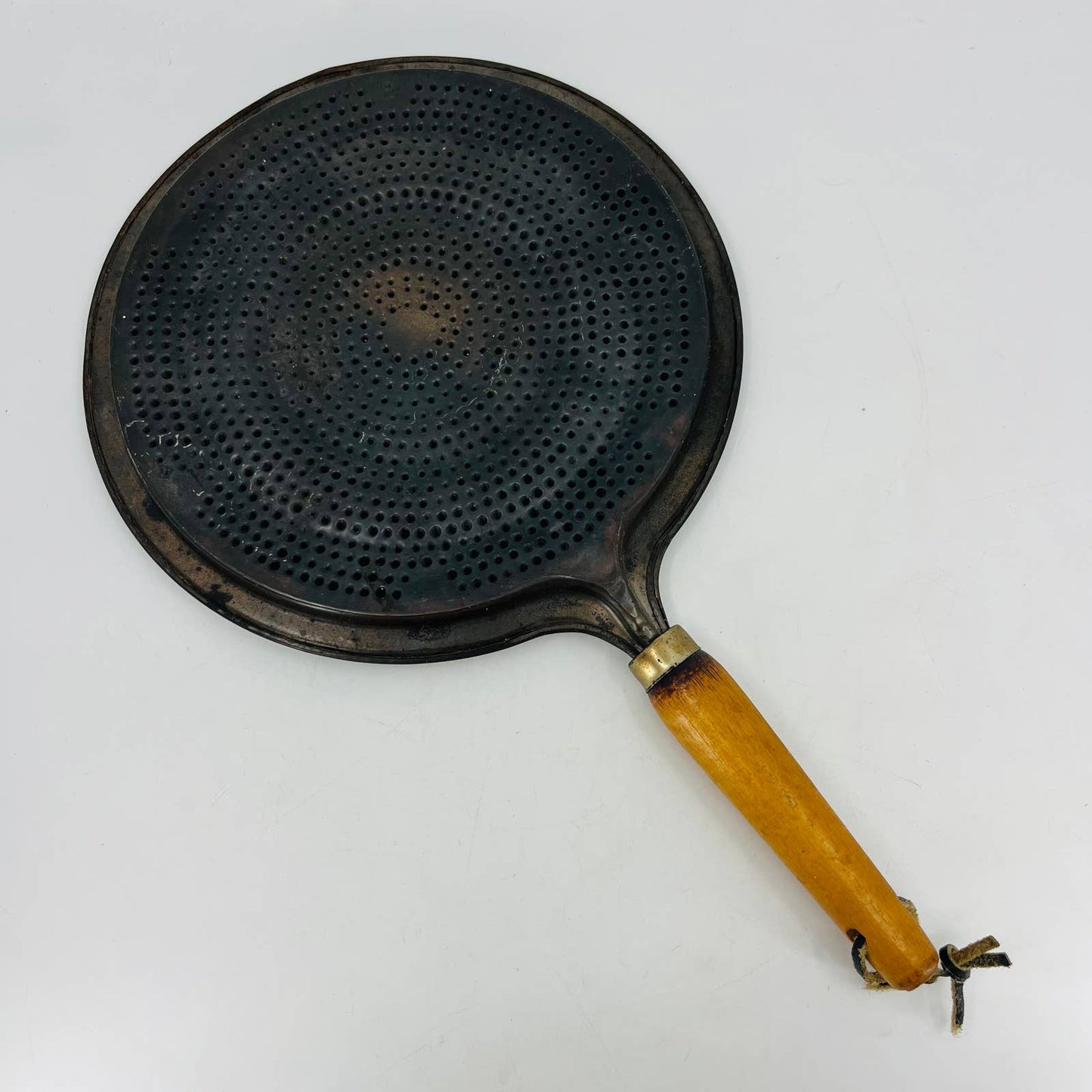 1920s Stove Top Heat Diffuser Round Metal Flame Fanner Wood Handle 14” TC6