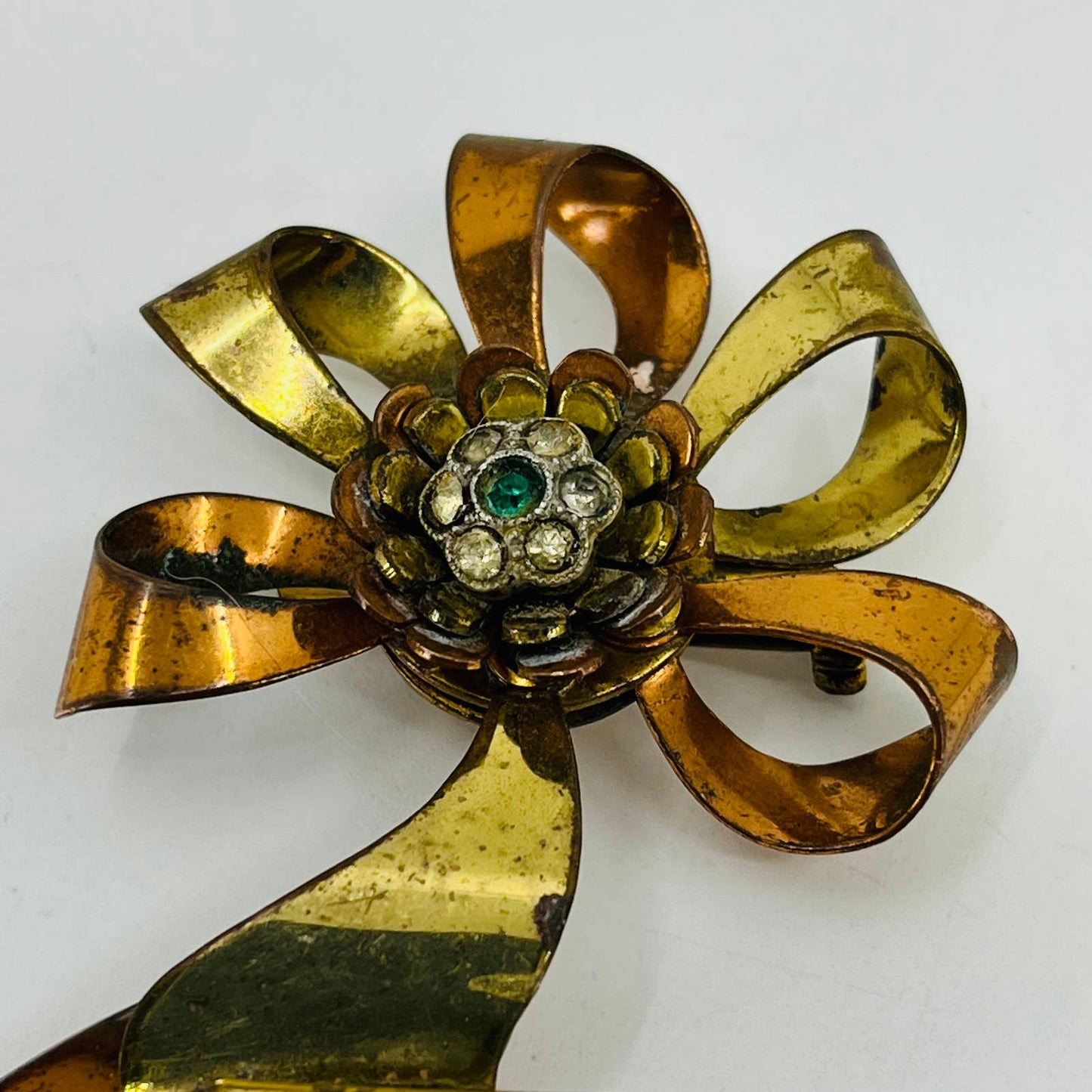 Vtg Brass and Copper Ribbon with Rhinestone Flower Brooch SB7