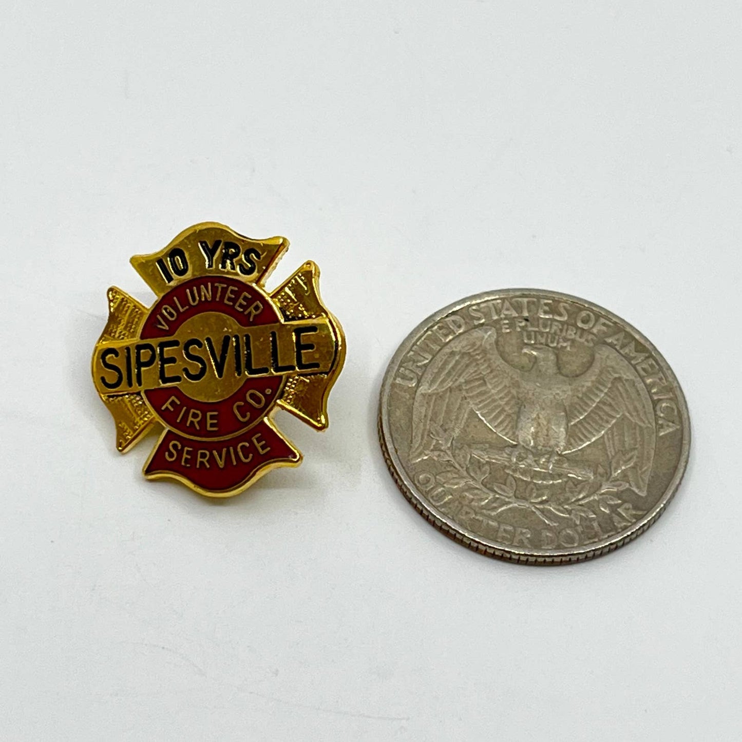 Vintage Sipesville Volunteer Fire Co 10 Year Service Pin Firefighter PA SC3