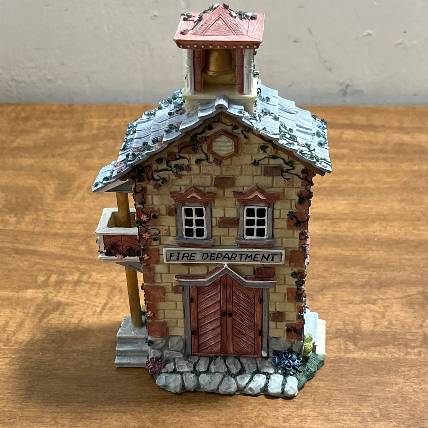 Ivy & Innocence Ivy Firehouse 6 x 4” 05270 BN/0444 1997 FA1