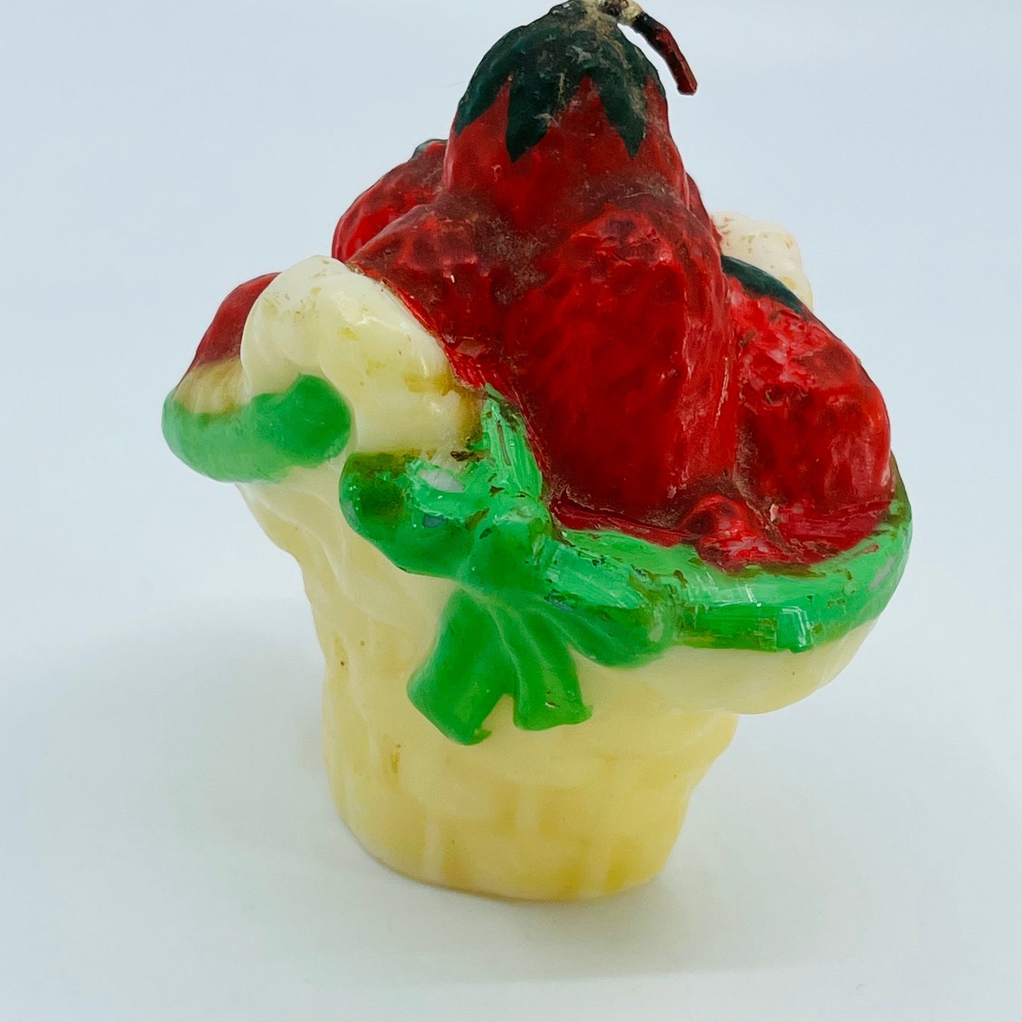 Vintage Paula’s Candles Basket Strawberries Collectible Candle Hong Kong 4” SC4