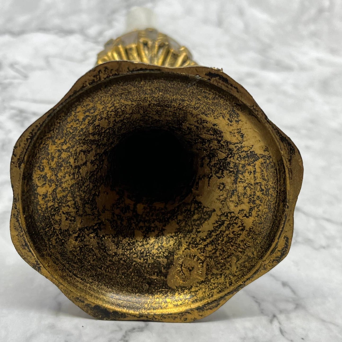 Vtg Oil Lamp With Ornate Cast Resin Base Hong Kong 11” TD1