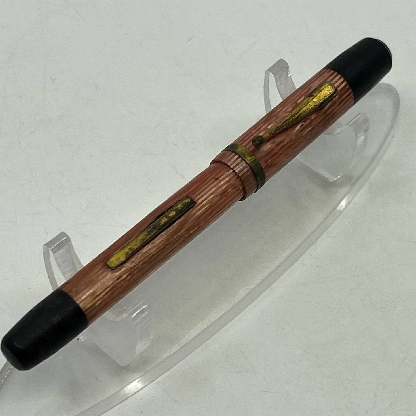 Celluloid Shimmer Pink Pinstripe Fountain Pen SE1
