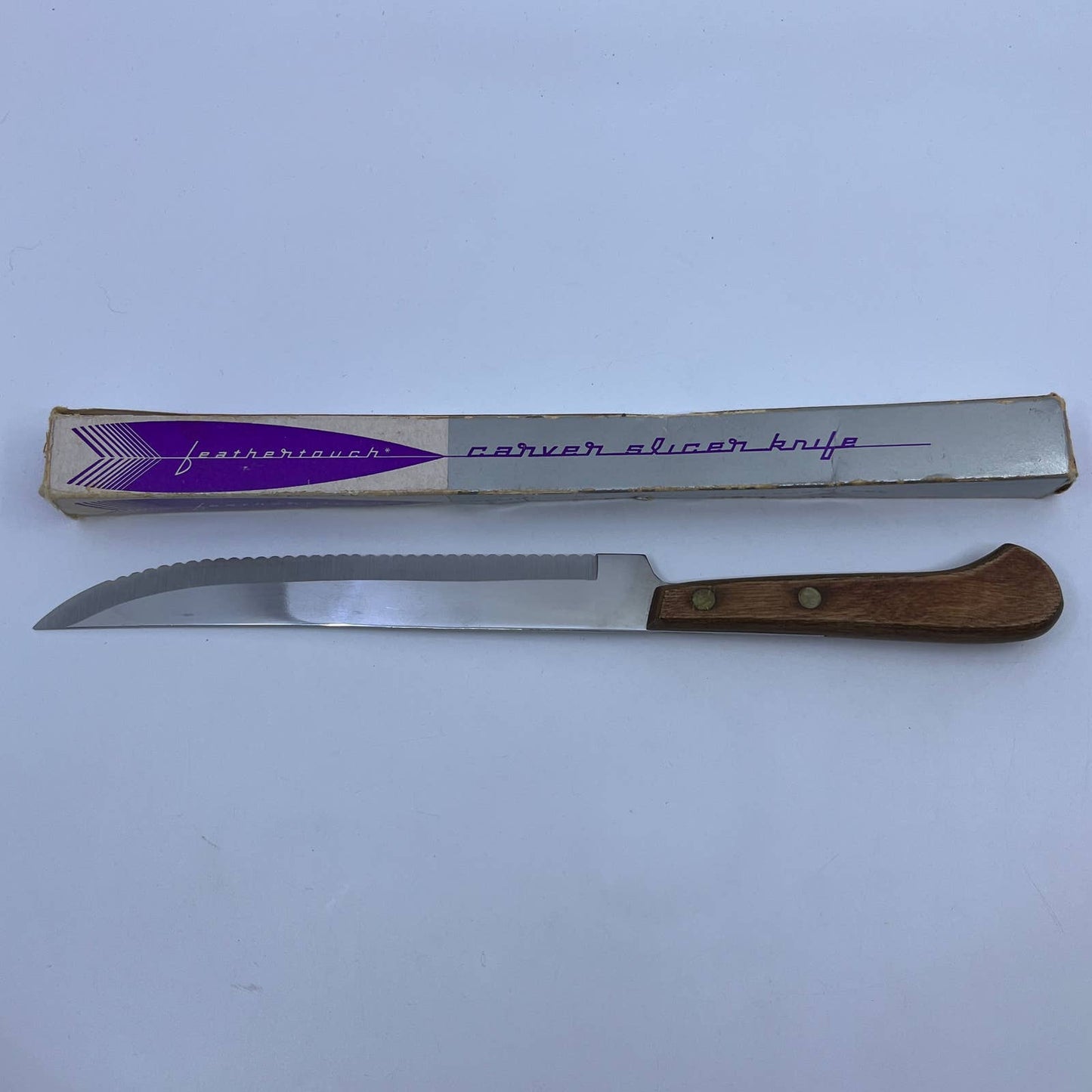 Vintage Feathertouch Carver Slicer Knife Vari-Wave Edge 12” In Box SD8