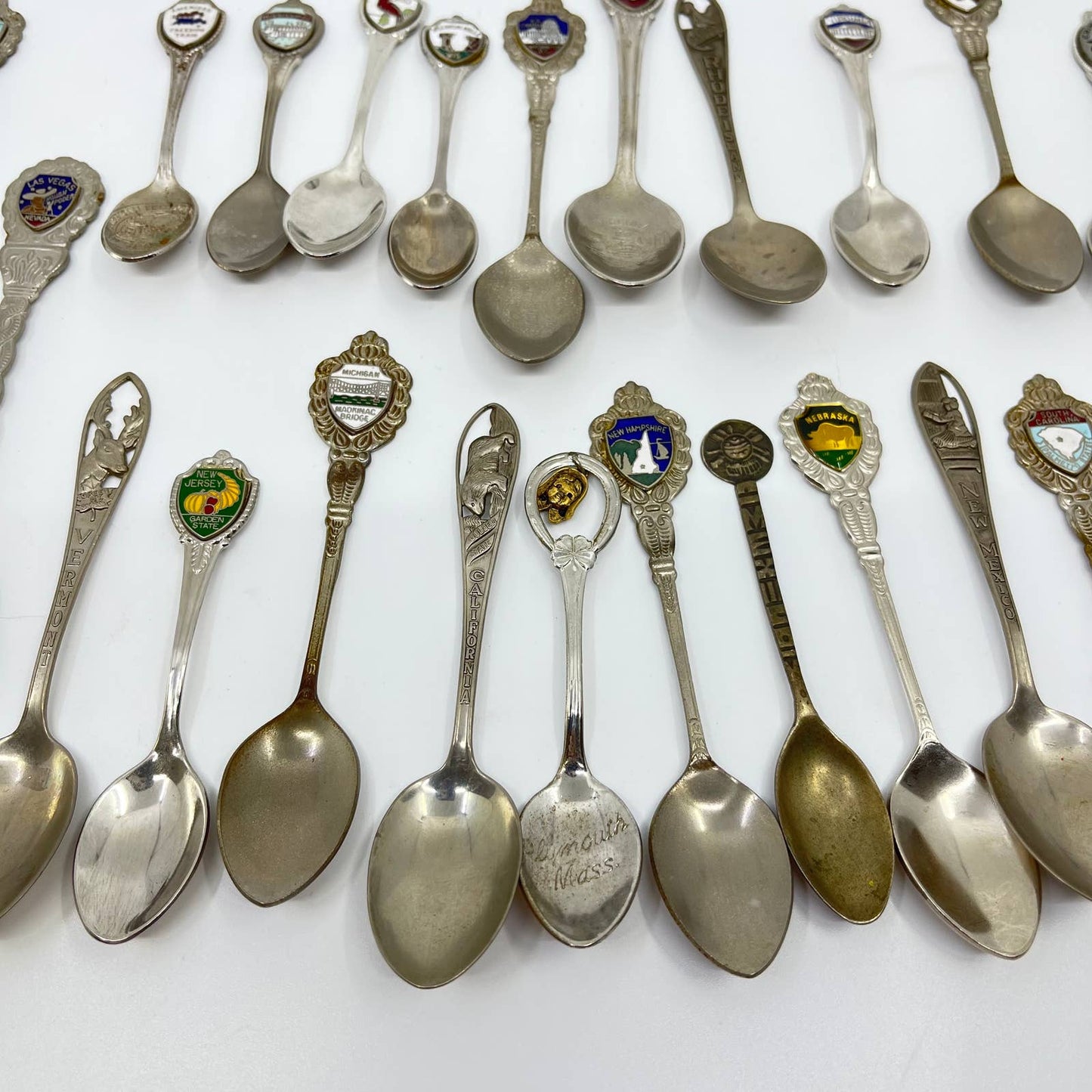 Huge Lot of 28 Vintage Souvenir Spoons TE1