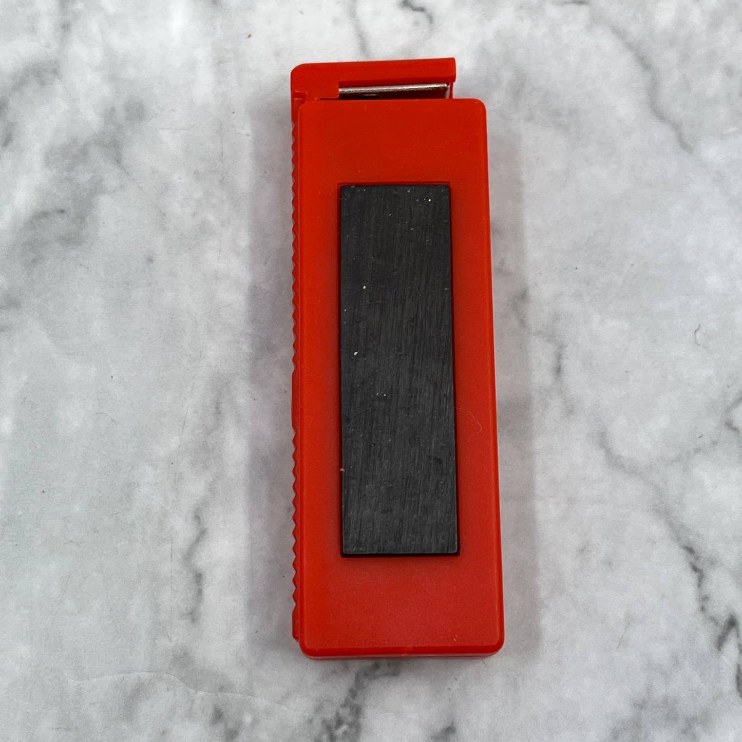 VTG Go with the Glow Battery Tester Button Cells, 9V, AAA-D Magnetic WORKS SE7