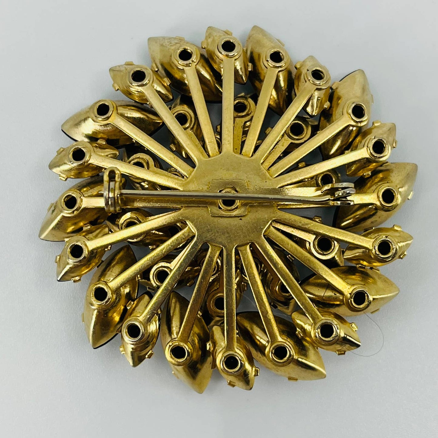 1930s Art Deco Faceted Black Onyx Rhinestone Brooch Gold Tone SA6