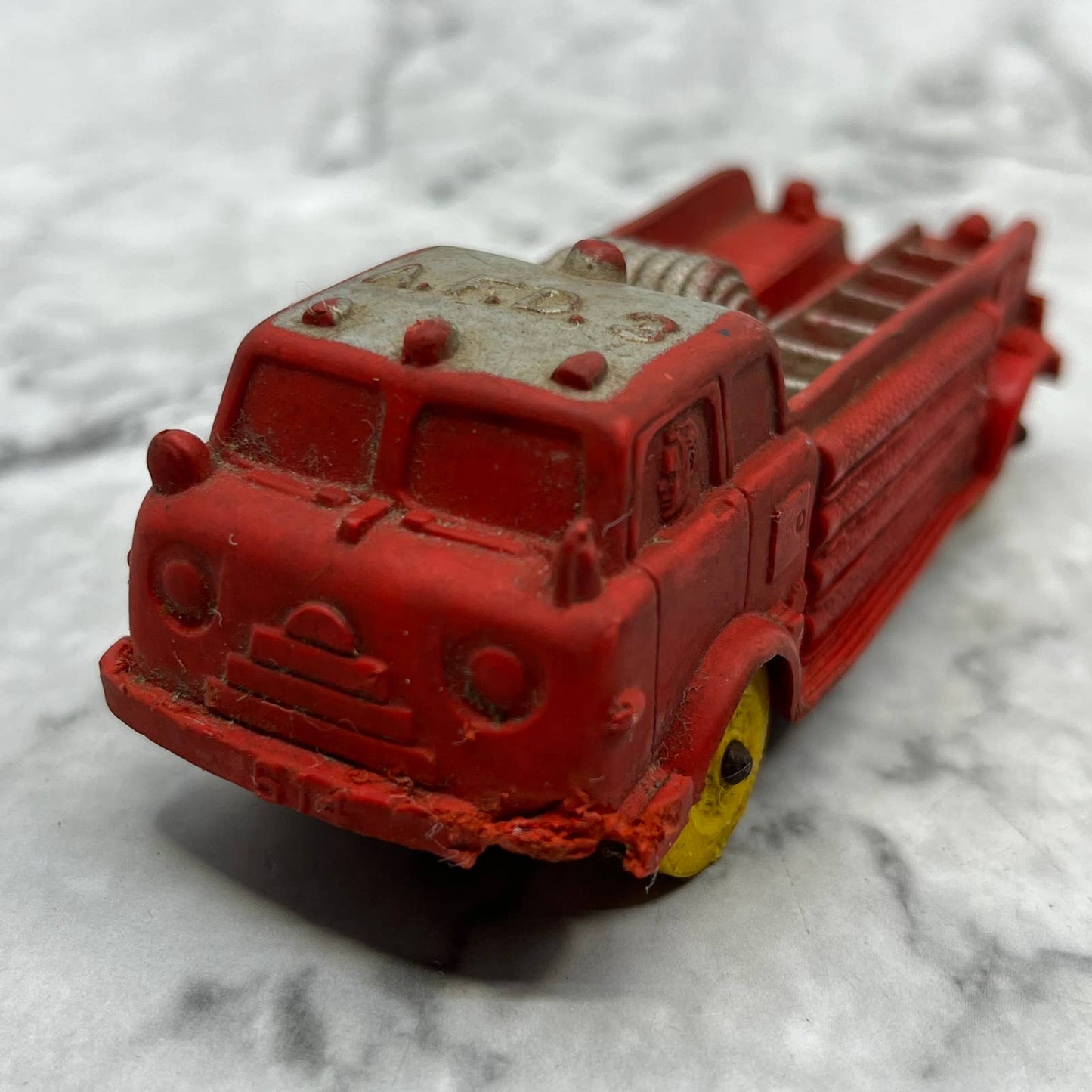Vintage Auburn Toy Co #614 Rubber Red Fire Engine Truck 4" TJ9