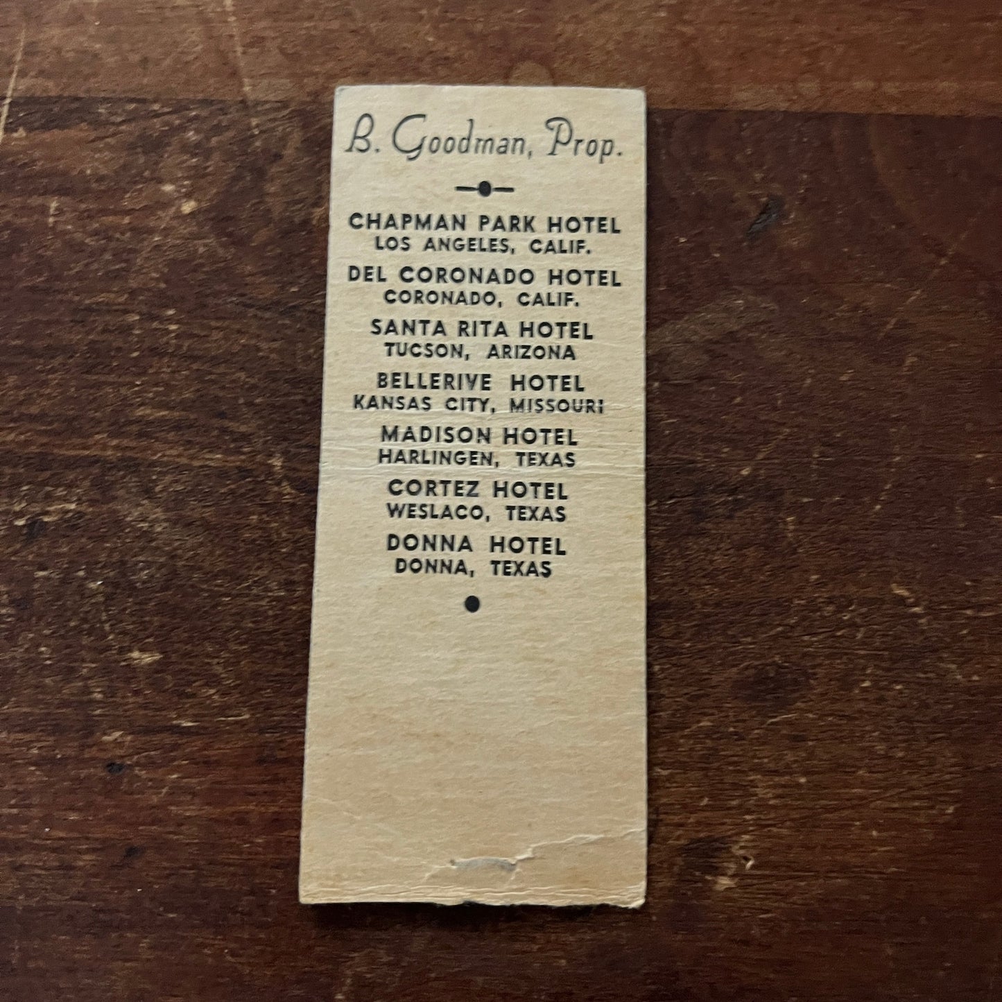 The Chapman Park Hotel & Bungalows Los Angeles CA Advertising Matchbook MM11-5