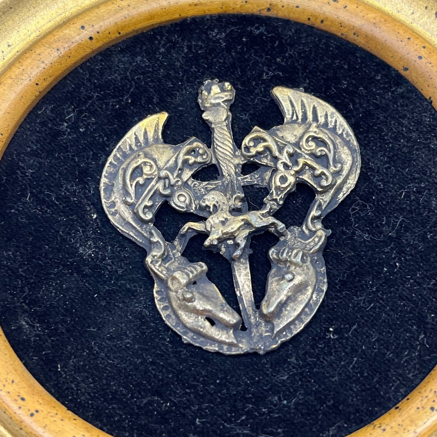Vintage Coat of Arms Spartan Helmets Crest on Velvet Wall Art Plaque 6" TG3