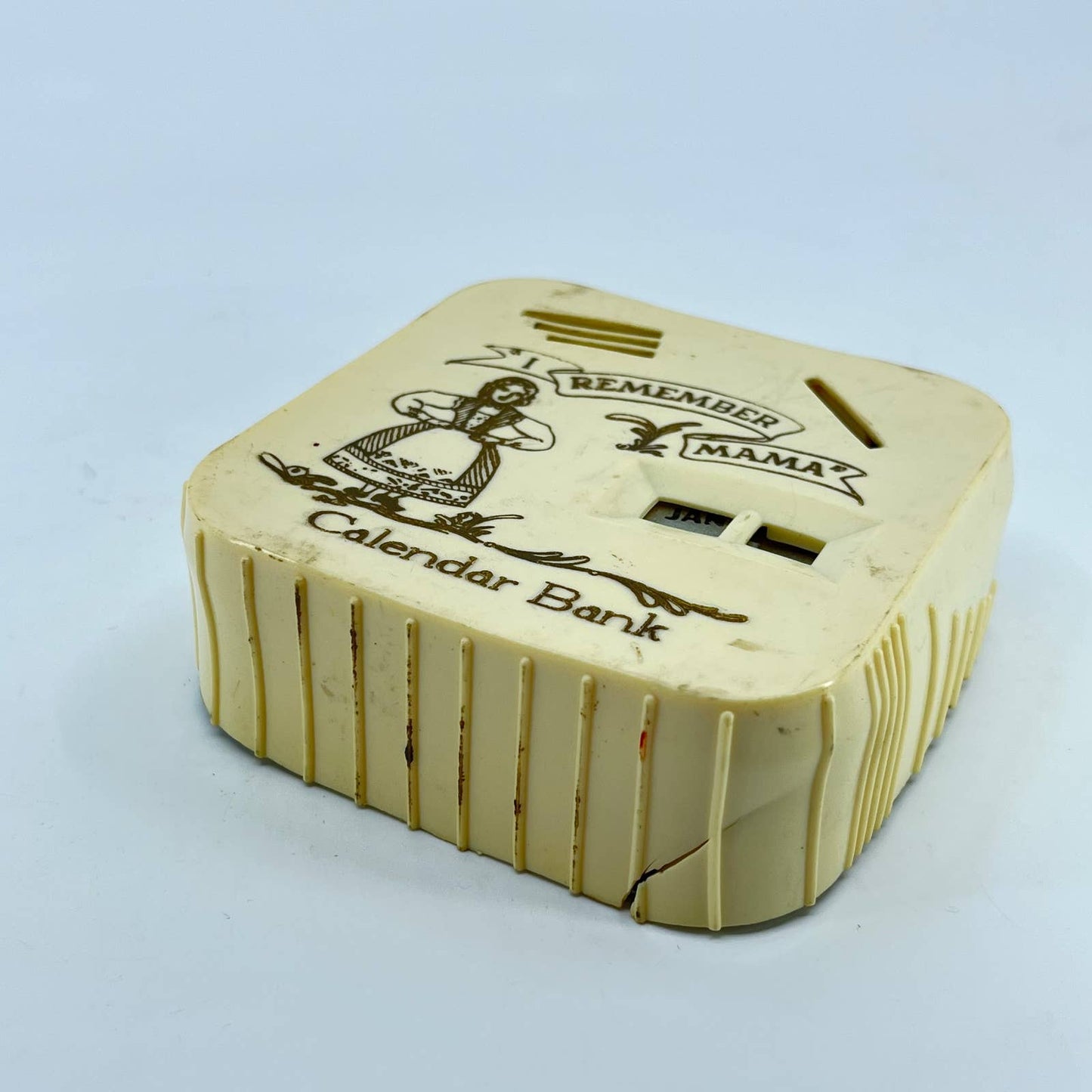 Vintage Coin Bank I REMEMBER MAMA Calendar Bank No Key TE3