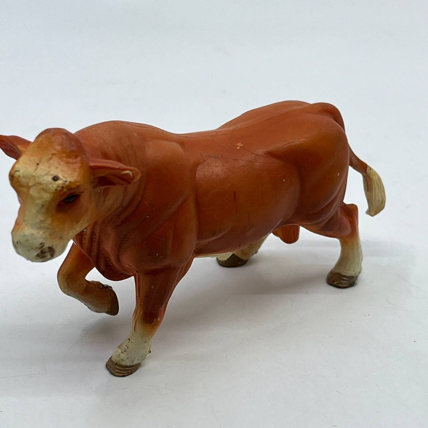 Vintage ERTL 4 1/2" Brahma Bull Cow Figure TC3-2
