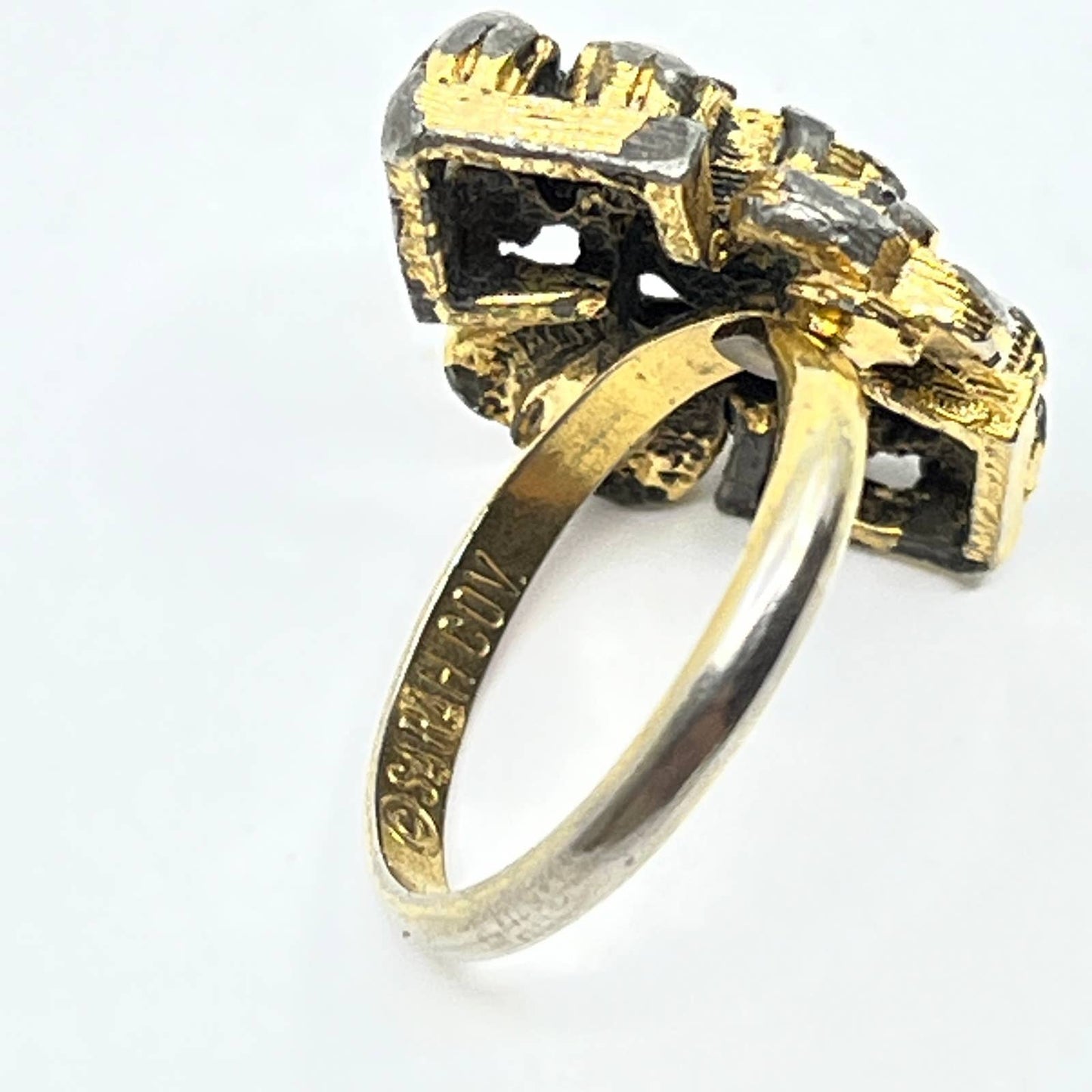 Vintage Sarah Coventry Ornate Goldtone Amethyst Rhinestone Ring Adjustable SD5