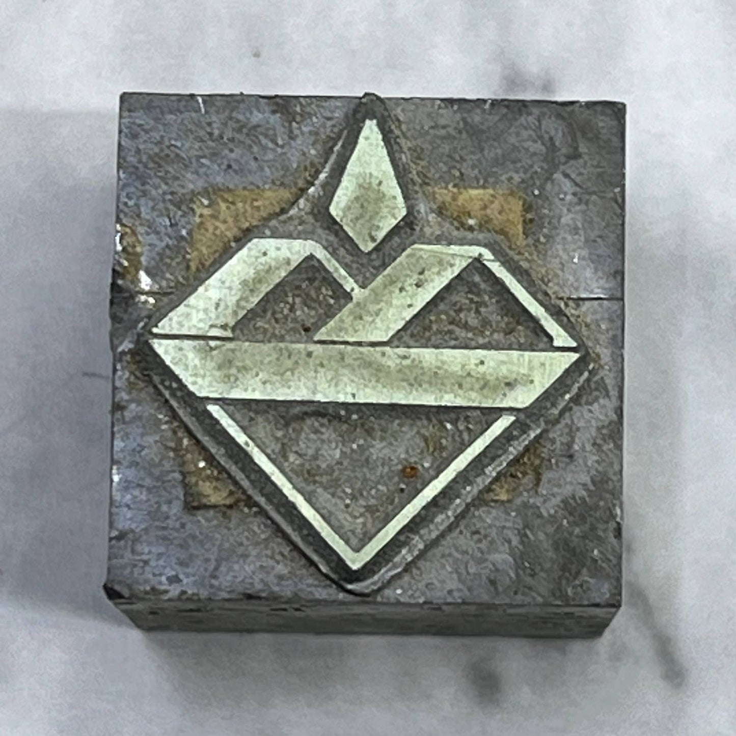 VTG Printing Letterpress Printers Block Plate Heart Flame Geometric Logo TJ512