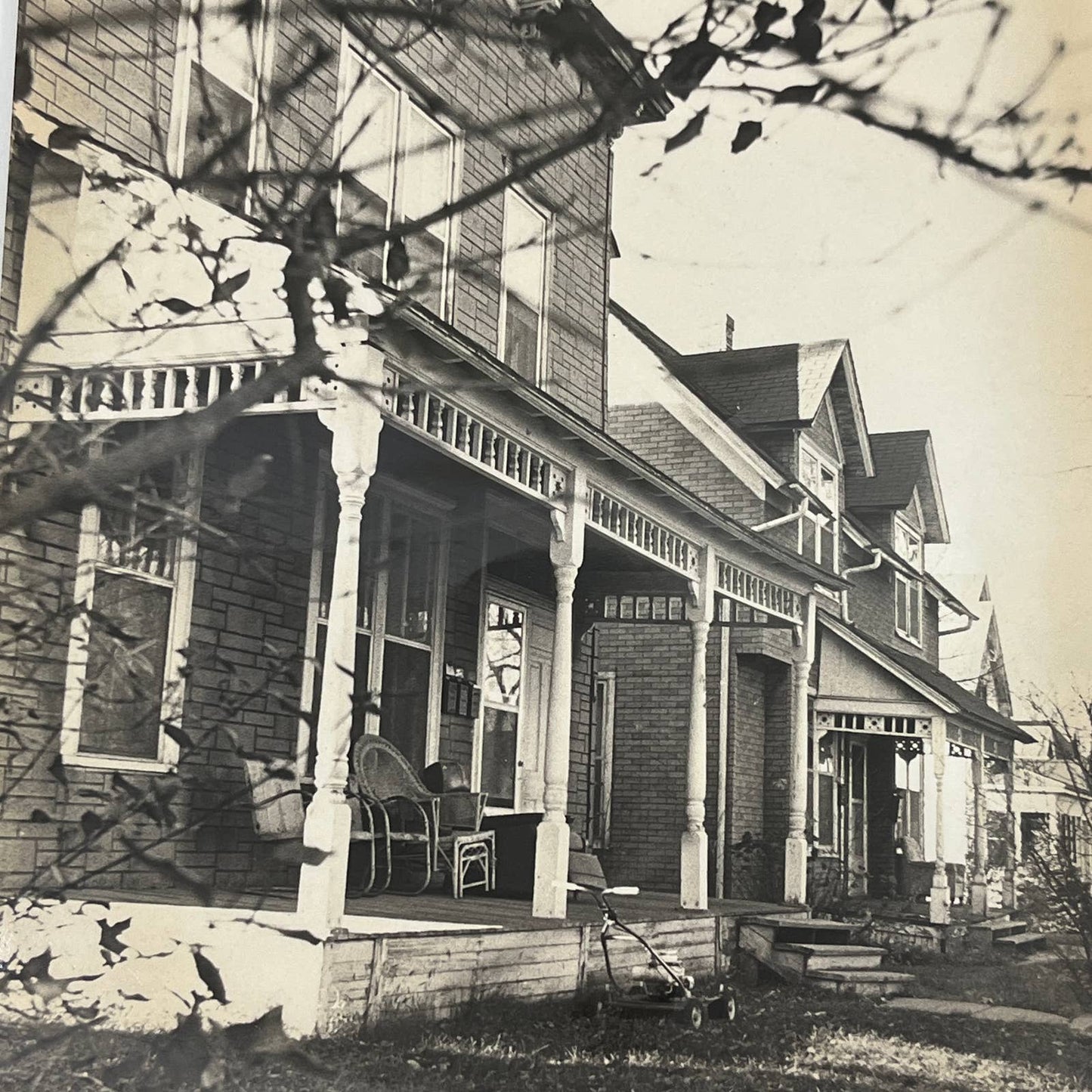 1968 Star Tribune Newspaper Original Photograph McHale Home in Hopkins MN AC4-1