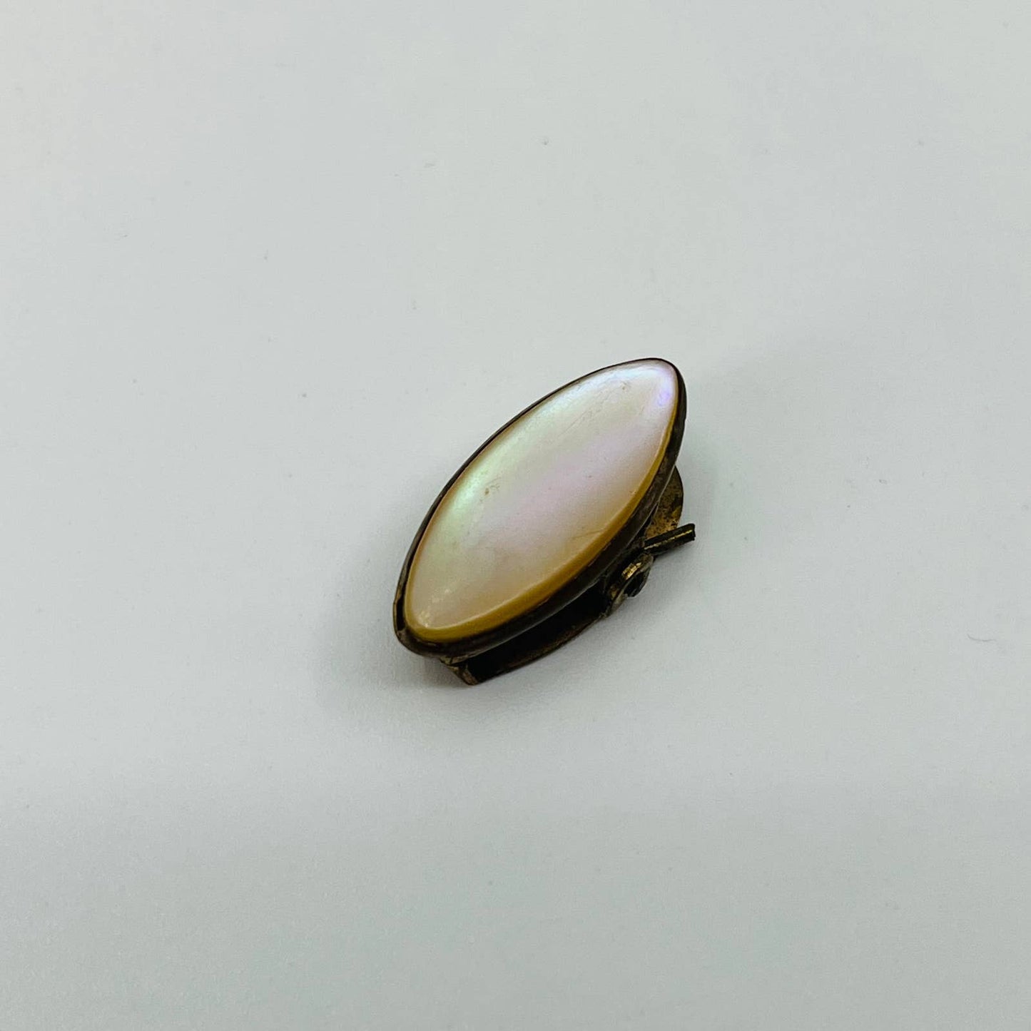 Antique Mother of Pearl and Brass Oval Tie Clip 3/4” SB3