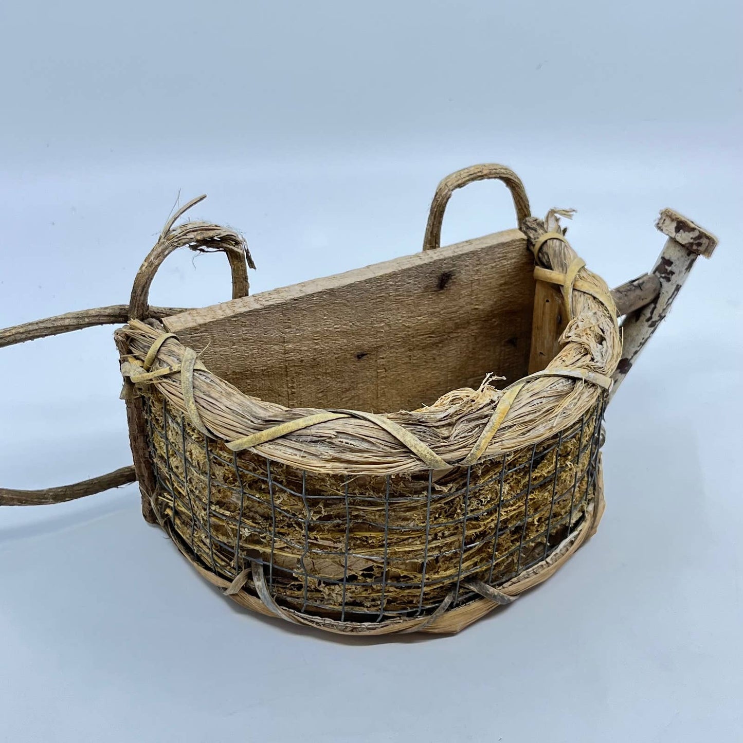 Rustic Primitive Wooden Watering Can Flower Pot Planter Country Decor 12x3.5 TF5