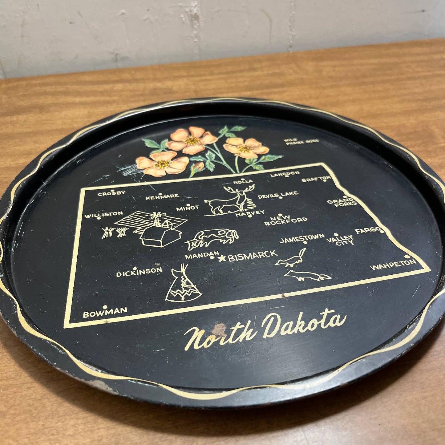 Vintage Black & Gold Metal State Souvenir Plate Tray Early North Dakota 11” TG7