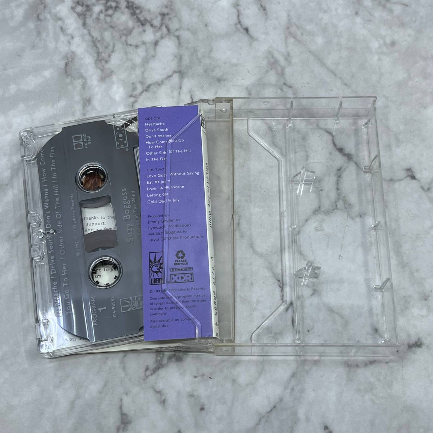 Suzy Bogguss "Voices in the Wind" Cassette Tape TB7-16