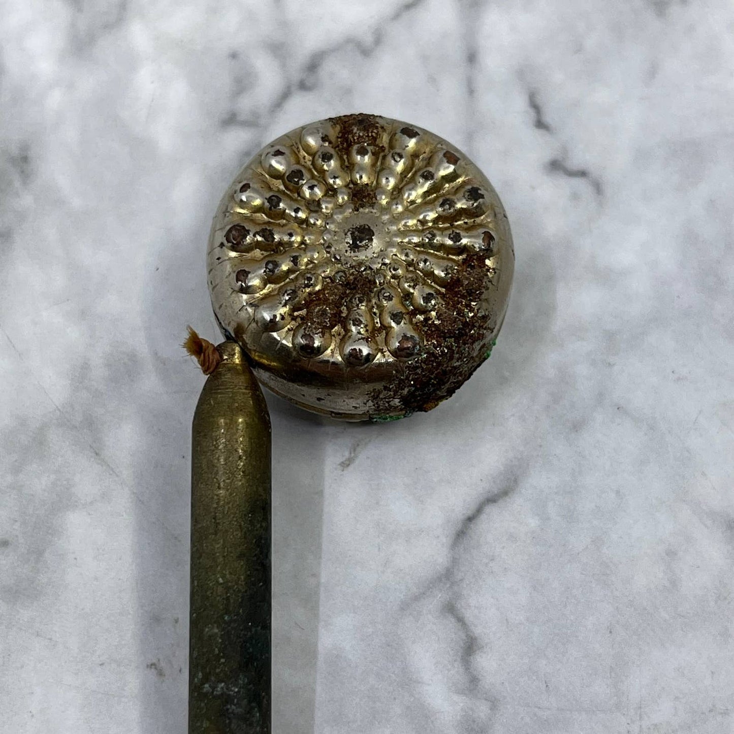 Vintage Retractable Chain Brooch Pin With Mechanical Lead Pencil Gold Tone SE7