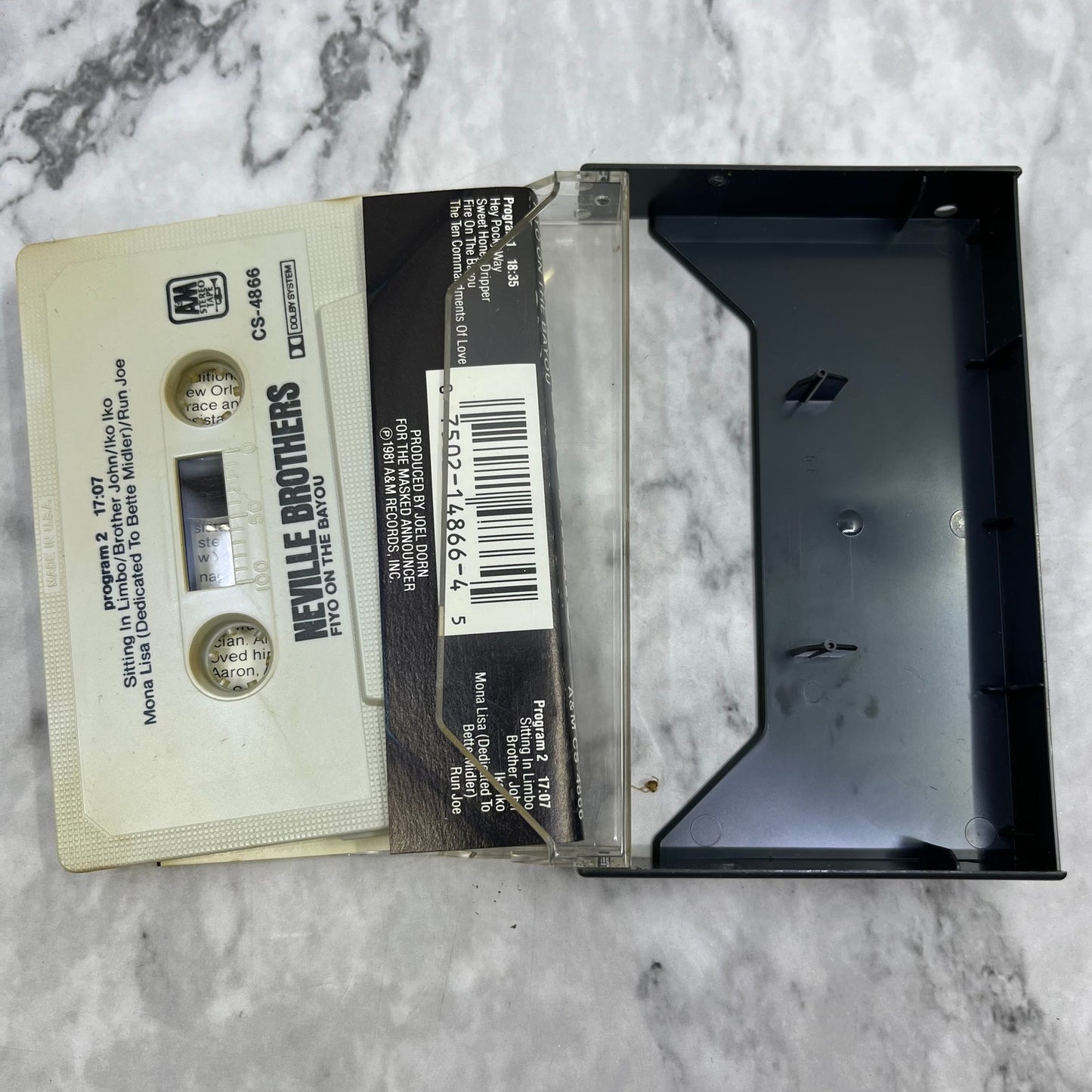 Neville Brothers - Fiyo on the Bayou Cassette Tape TH9-C3