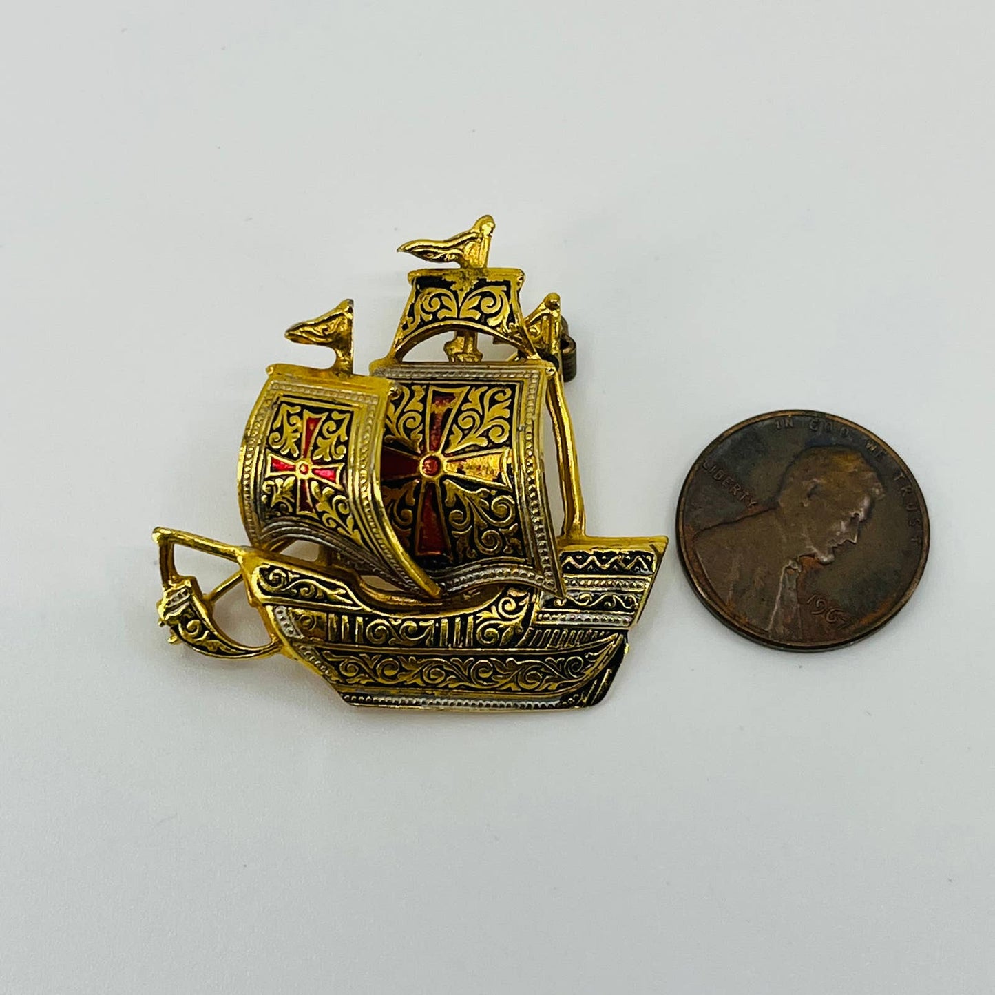 VTG Damascene Spain Boat Ship Galleon Pin Brooch Nautical Gold Tone Enamel SB2