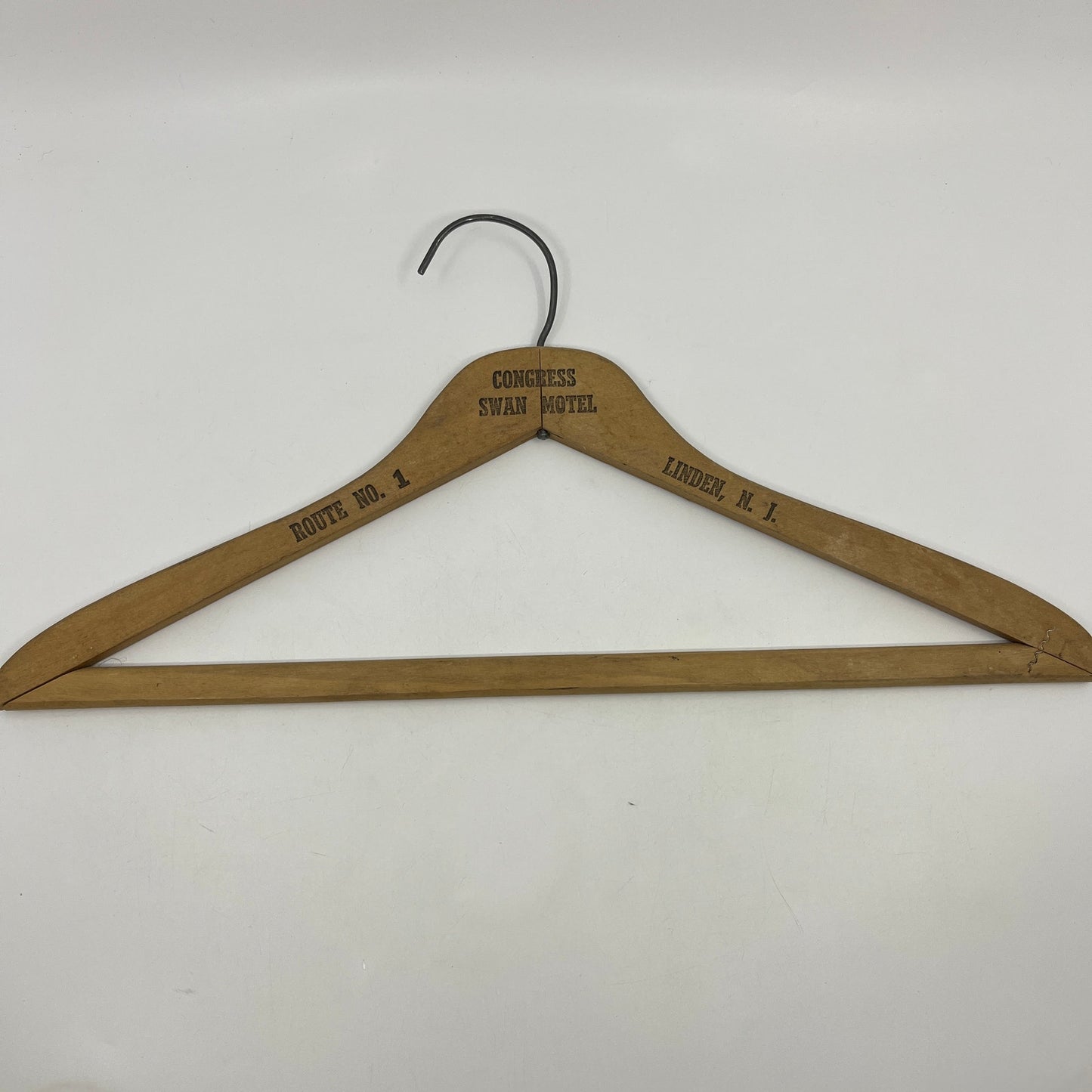 Antique Wooden Hanger Congress Swan Motel Linden New Jersey Route 1 TI2