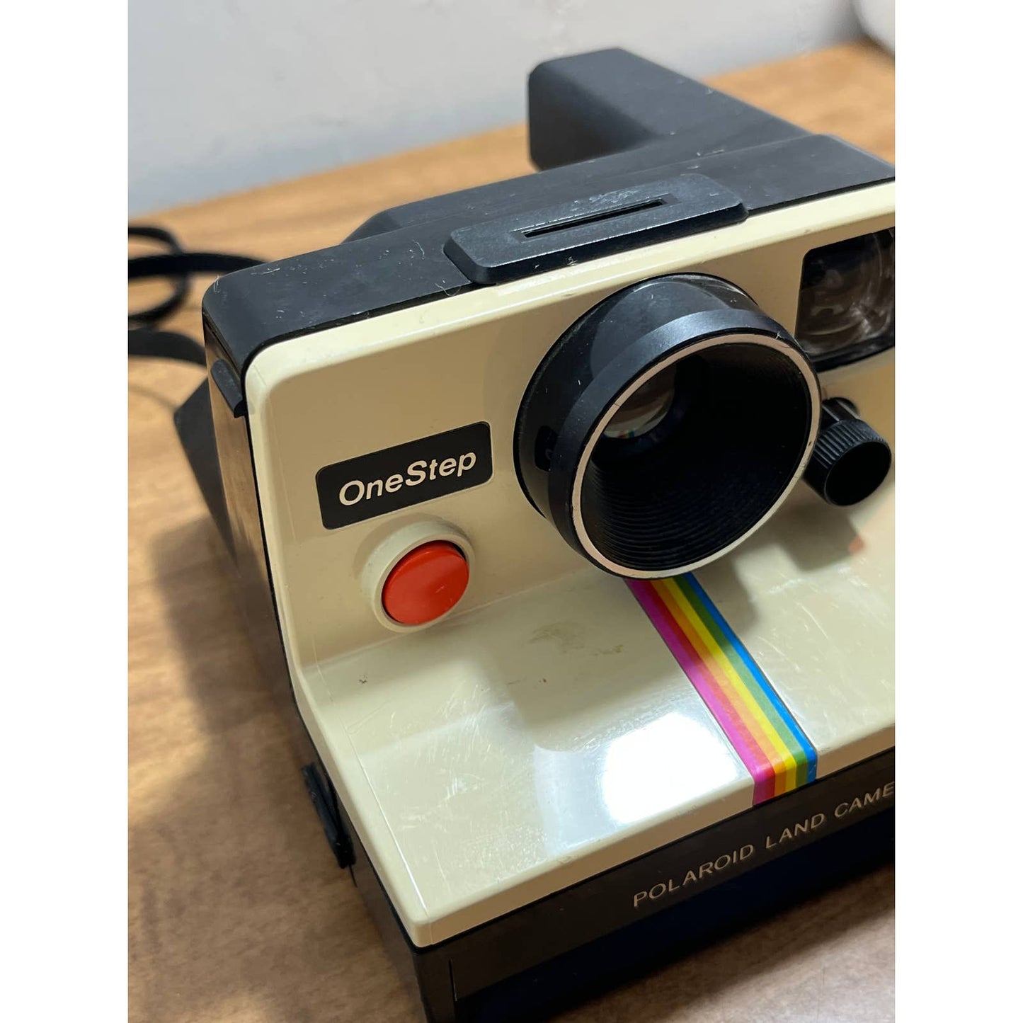 VTG Tan Polaroid One Step Rainbow Stripe Land Camera Instant Camera w/ Strap TH3
