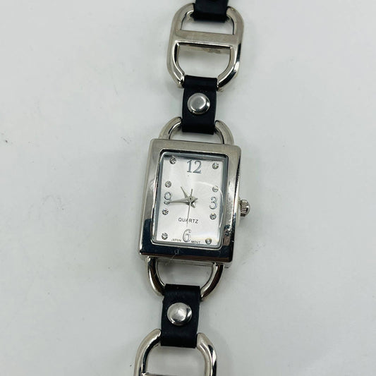 Vintage Modernist Metal & Leather Watch Metal Clasp Band SA9