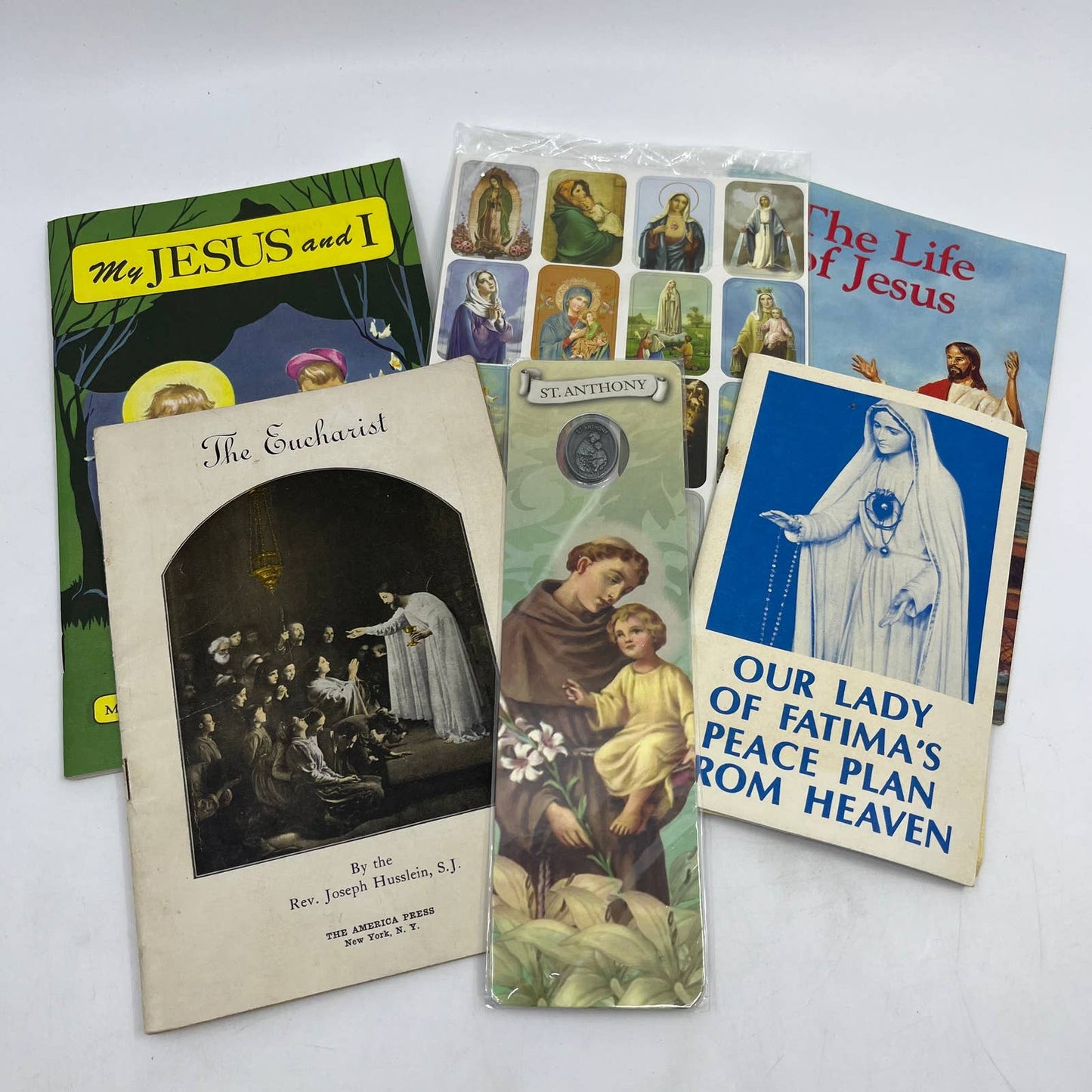 Huge Lot of Vintage Catholic Ephemera Relics Books & More SG5-1