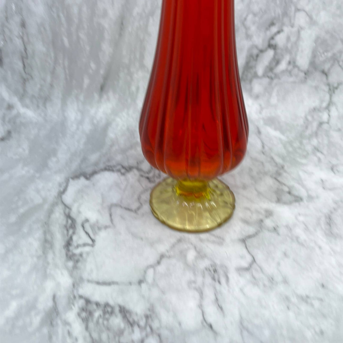VTG L.E. Smith Amberina Swung Vase Art Glass Red Orange 16" TJ3