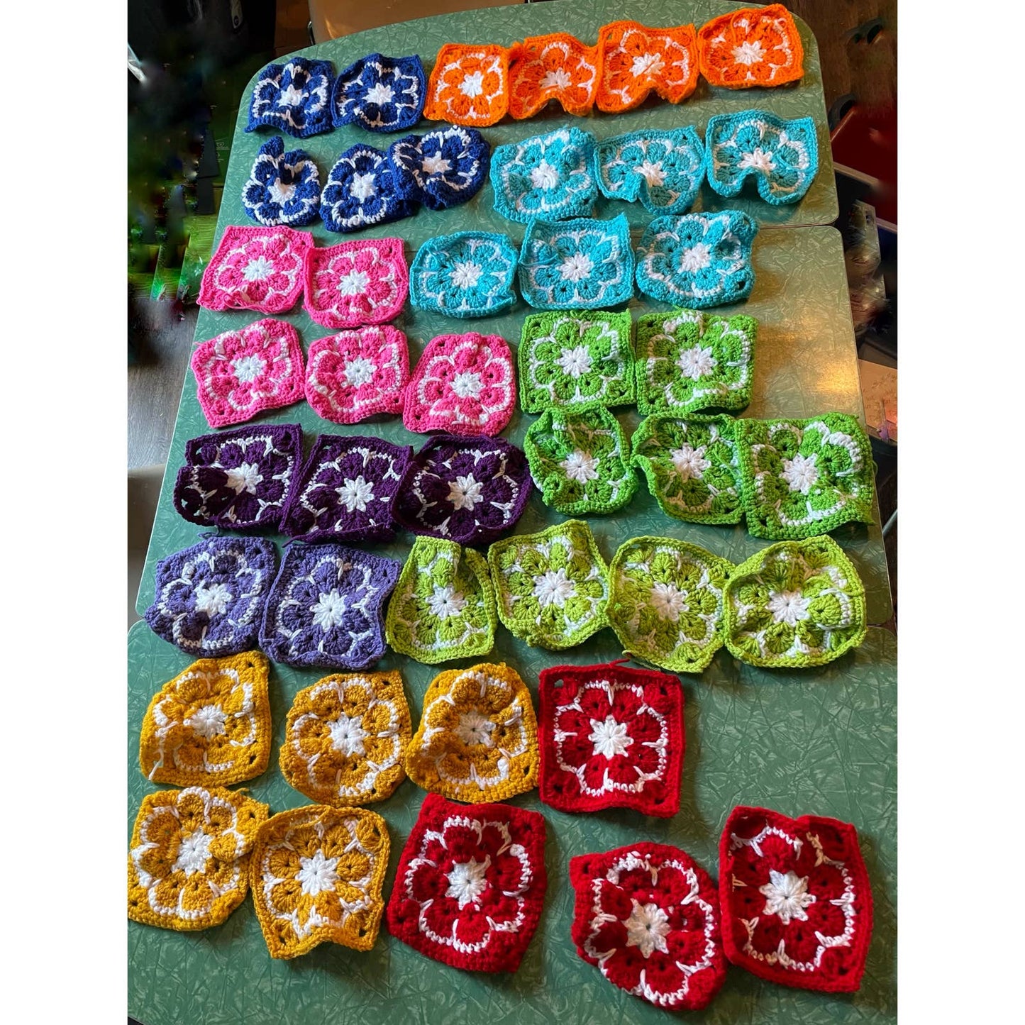 Vintage Crocheted Afghan Blanket Squares Craft Lot (43 Total) TD6